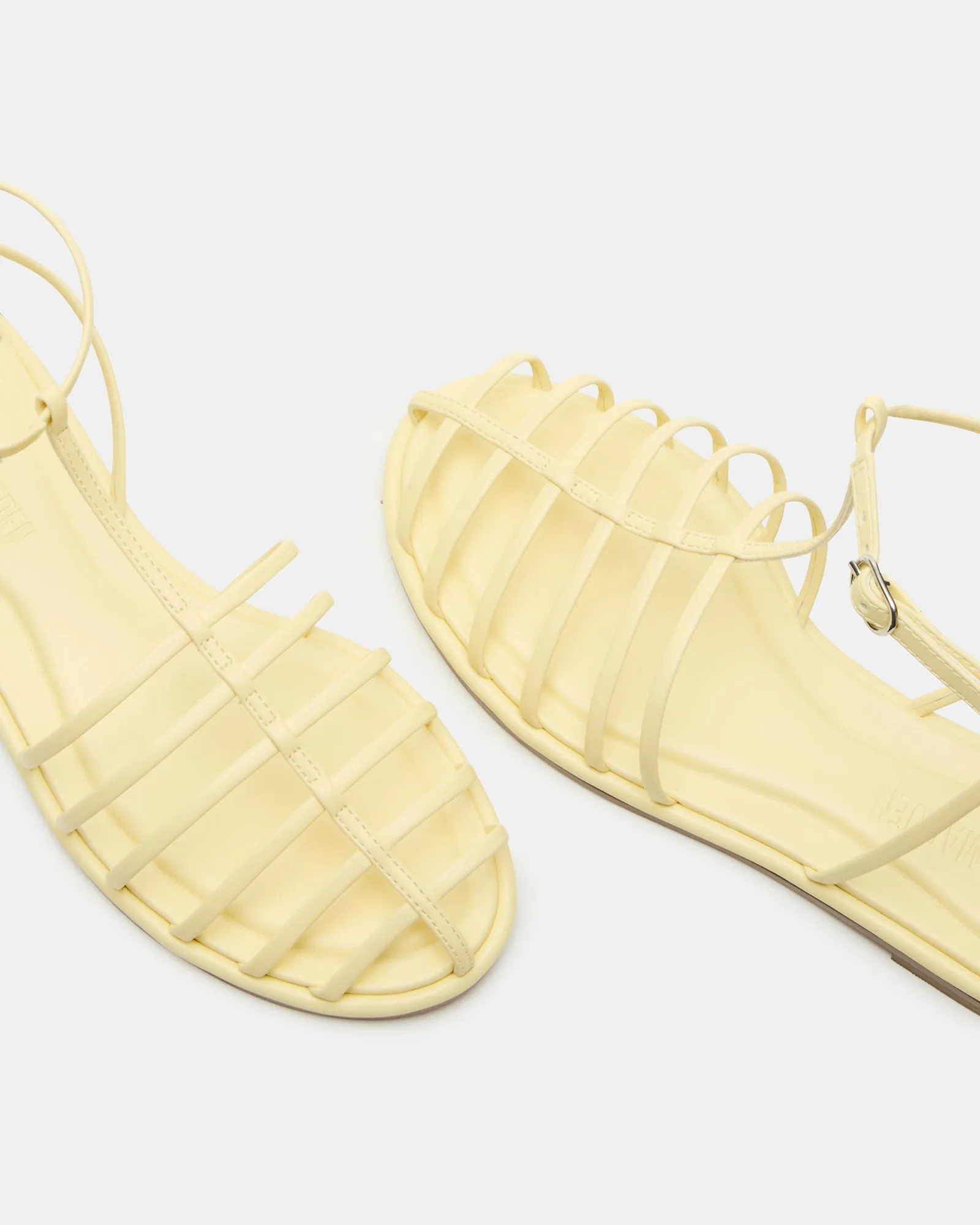 MARIN BUTTER - SM REBOOTED sold by Steve Madden product image thumbnail 4