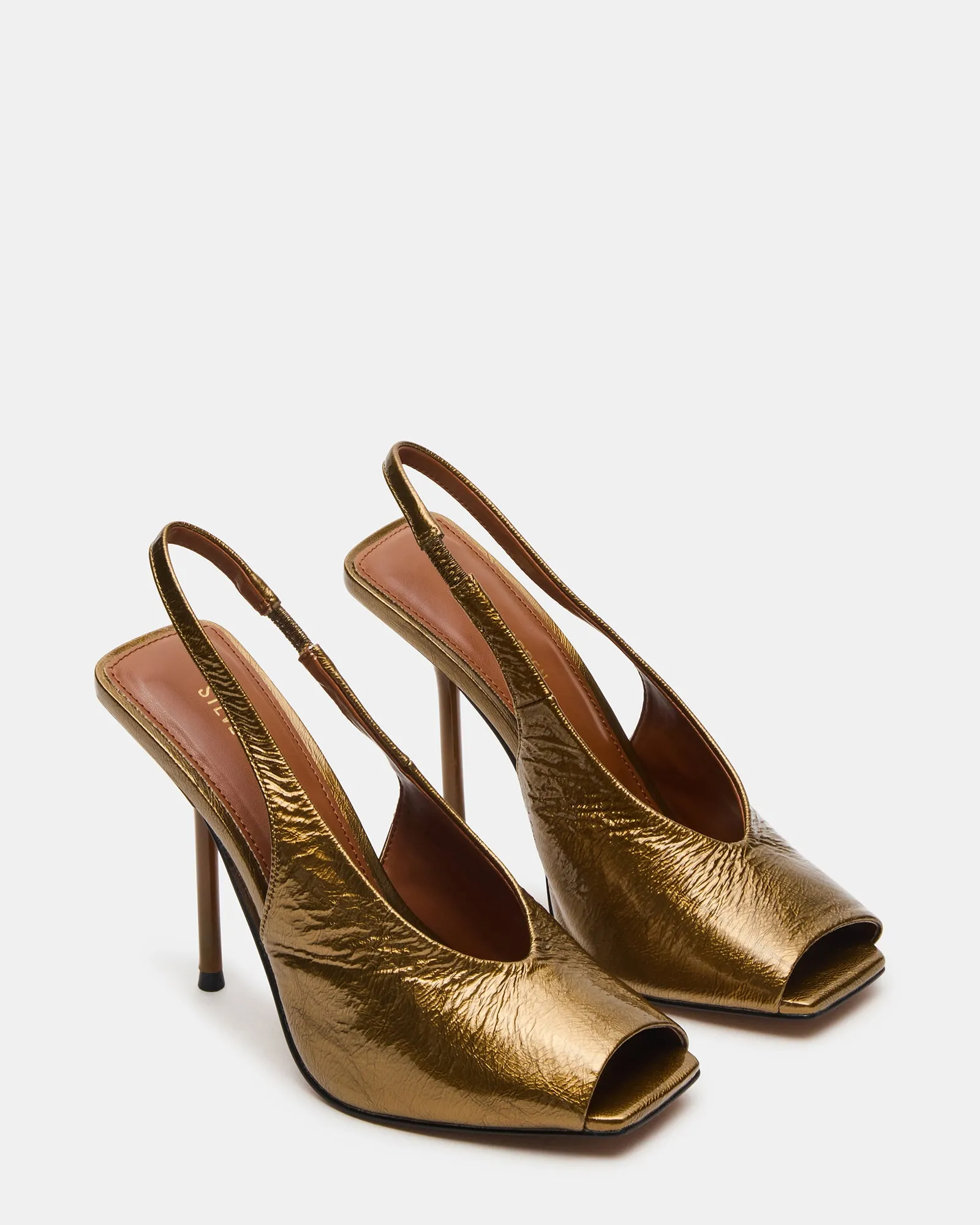 LUCIAN OLIVE CRINKLE PATENT sold by Steve Madden product image thumbnail 2