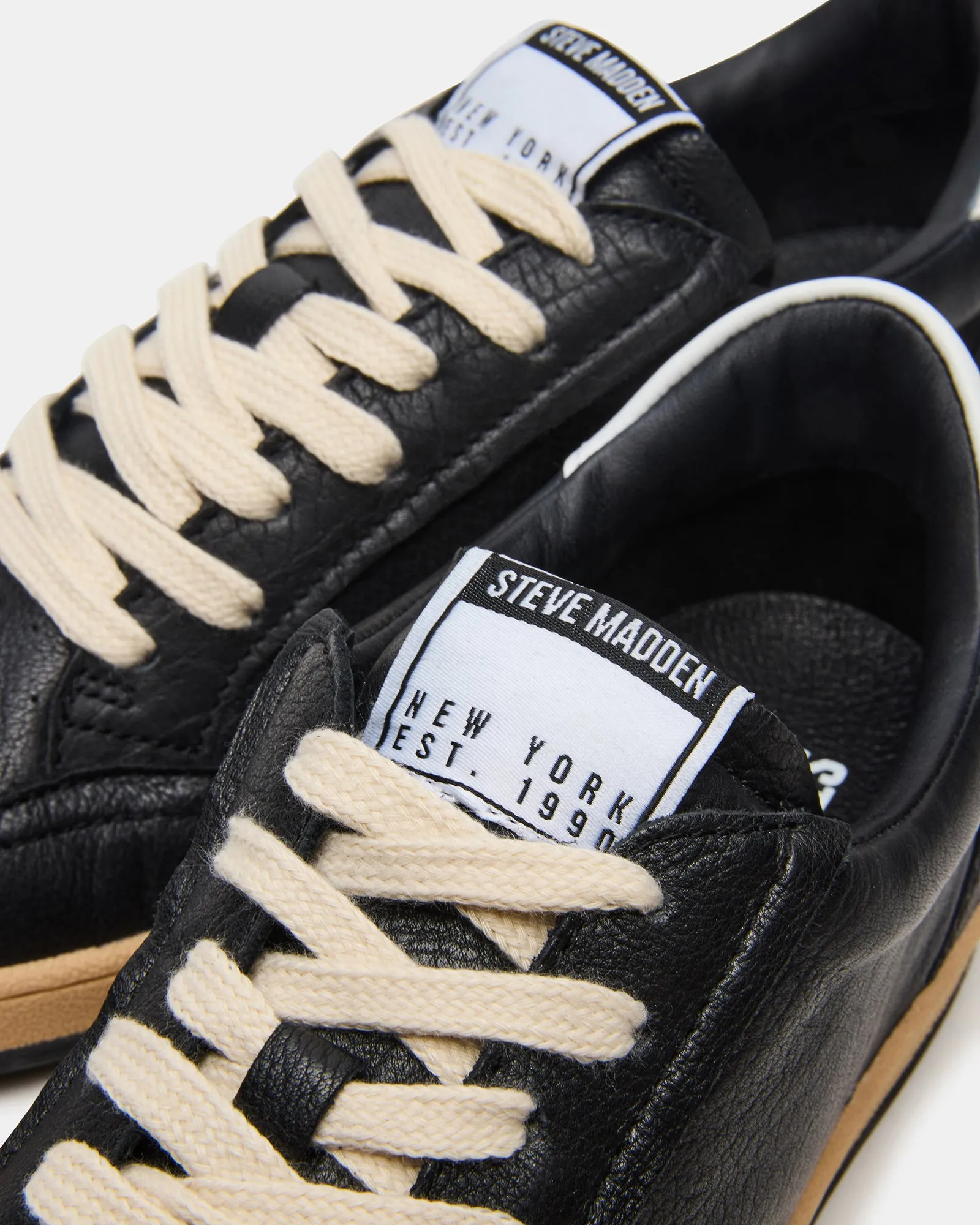 PRISMO BLACK LEATHER sold by Steve Madden product image thumbnail 3