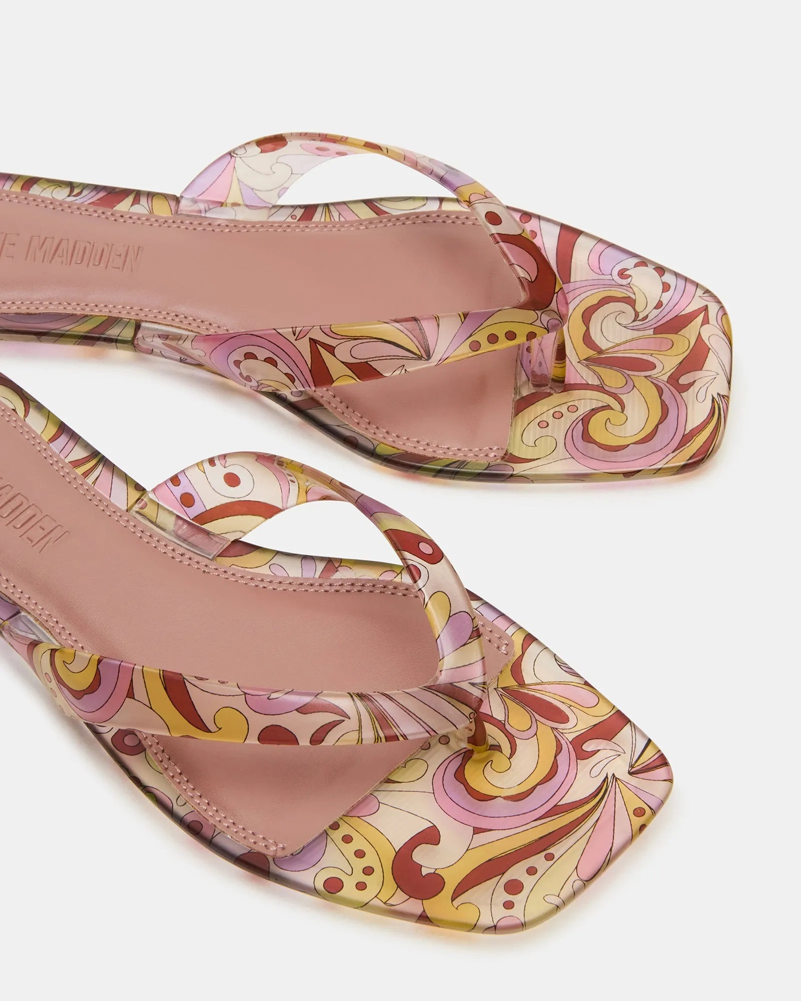 TRELLA JELLY PINK PRINT sold by Steve Madden product image thumbnail 3
