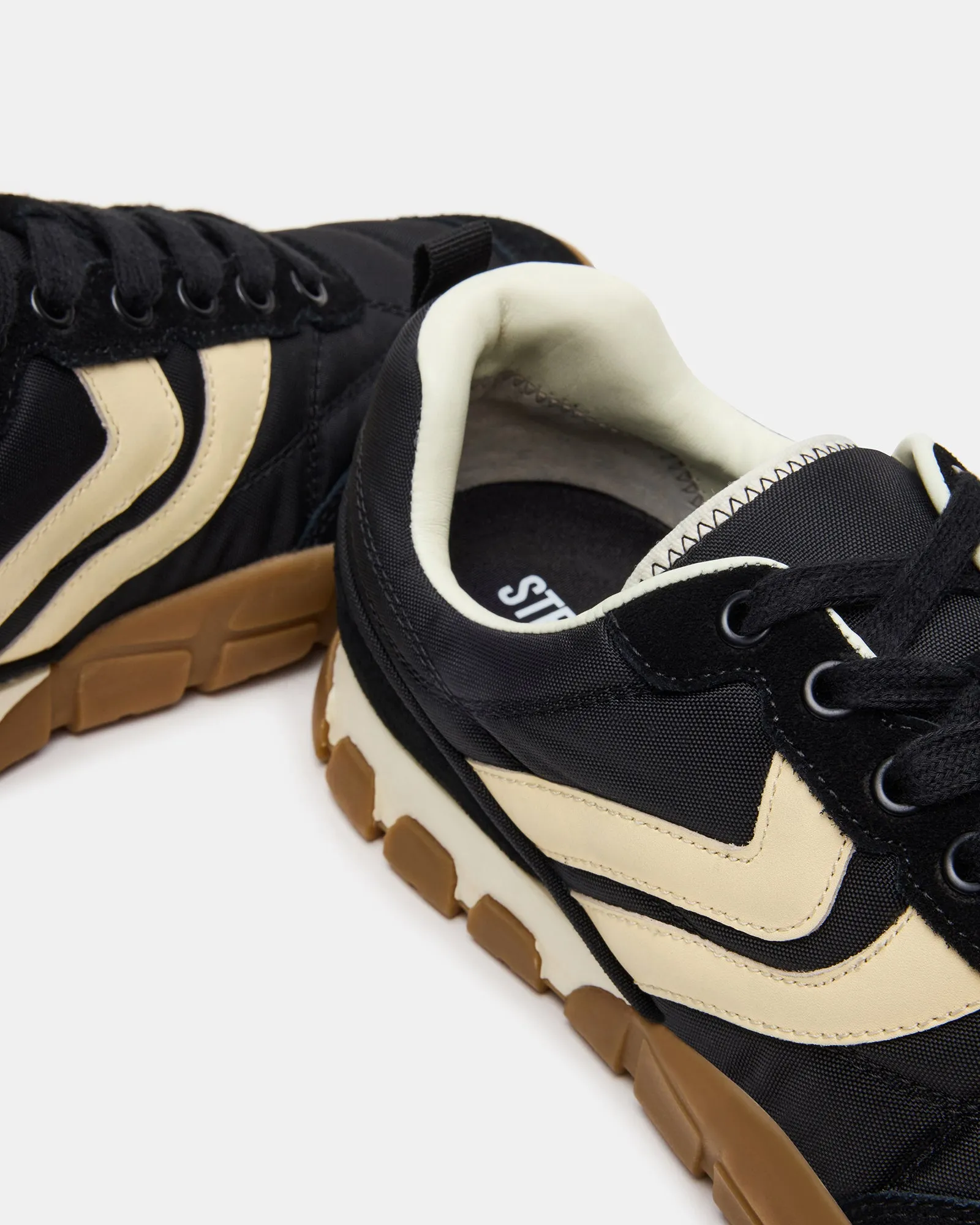 HORIZON BLACK sold by Steve Madden product image thumbnail 3