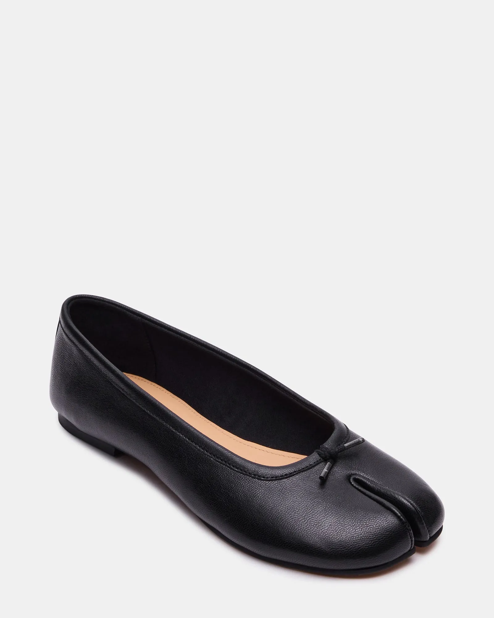CALICO BLACK LEATHER sold by Steve Madden product image thumbnail 2