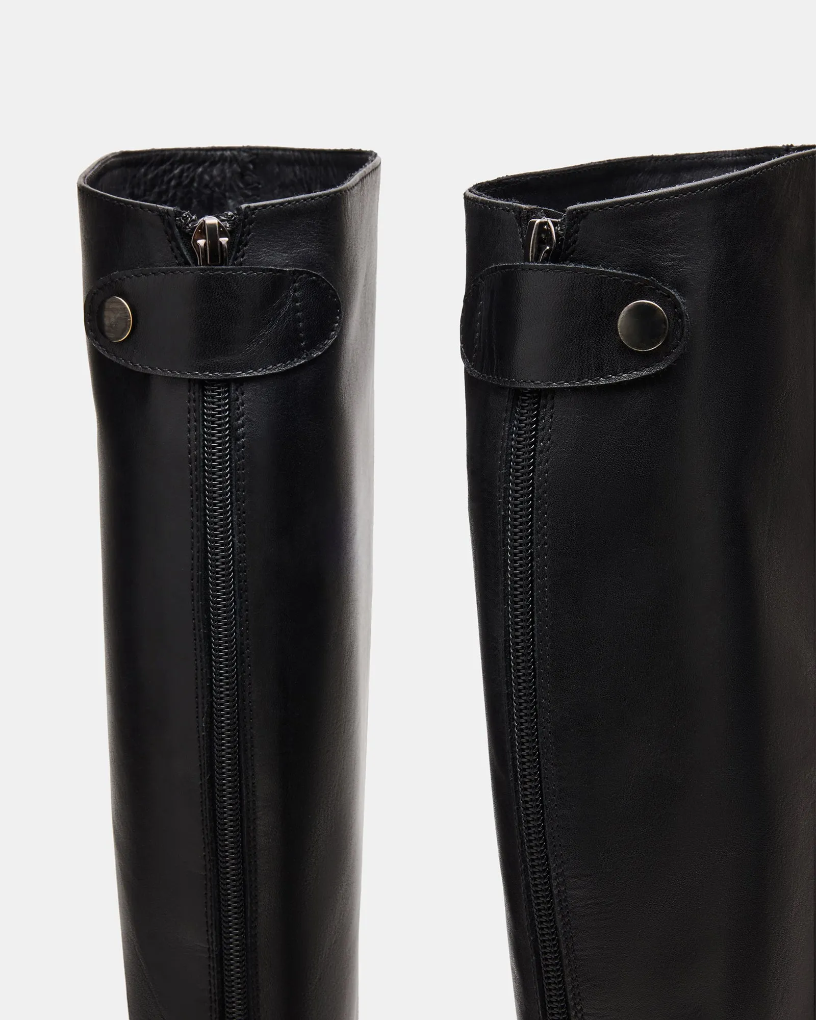 BEREN BLACK LEATHER sold by Steve Madden product image thumbnail 3