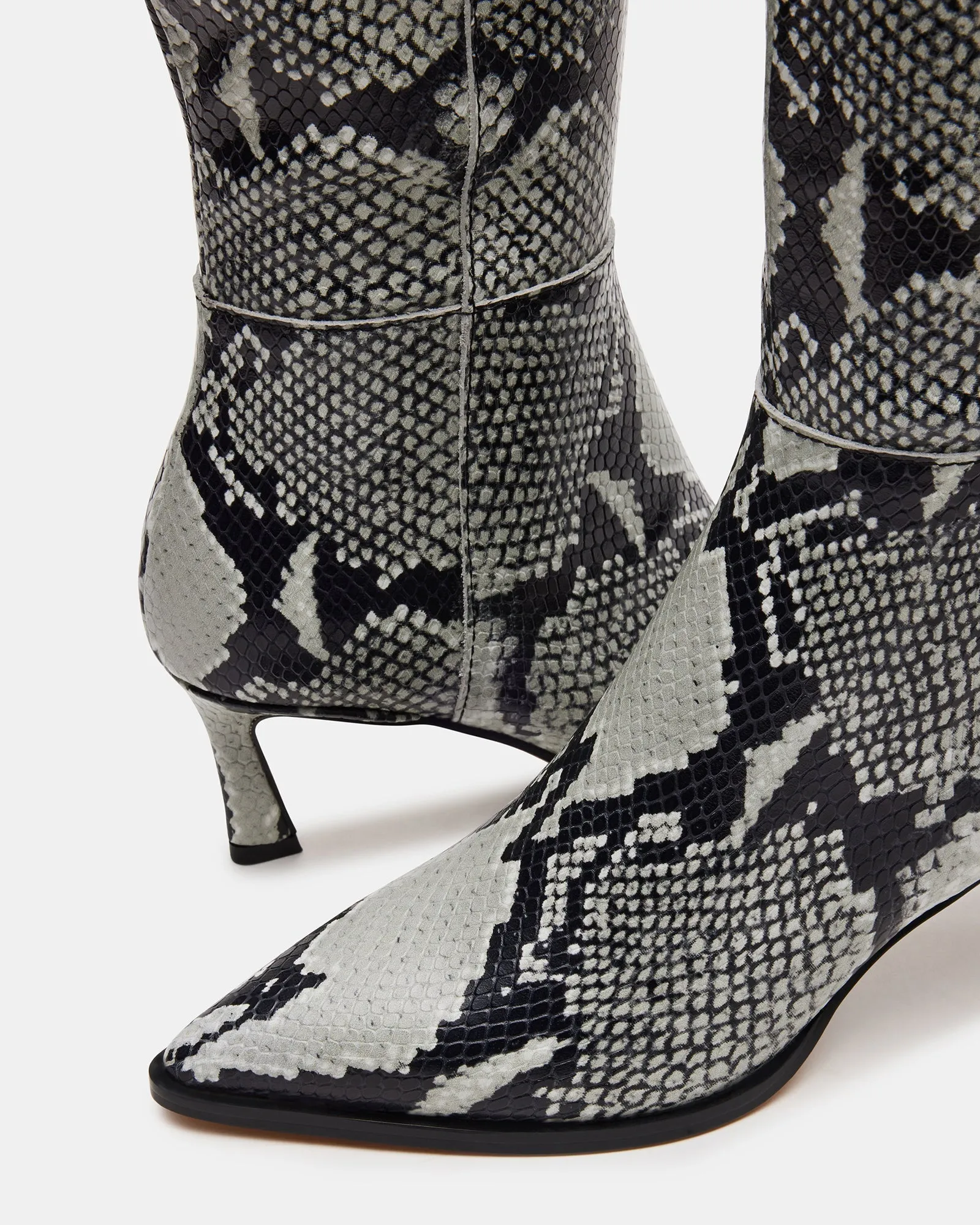 LUCID SNAKE - SM REBOOTED sold by Steve Madden product image thumbnail 3