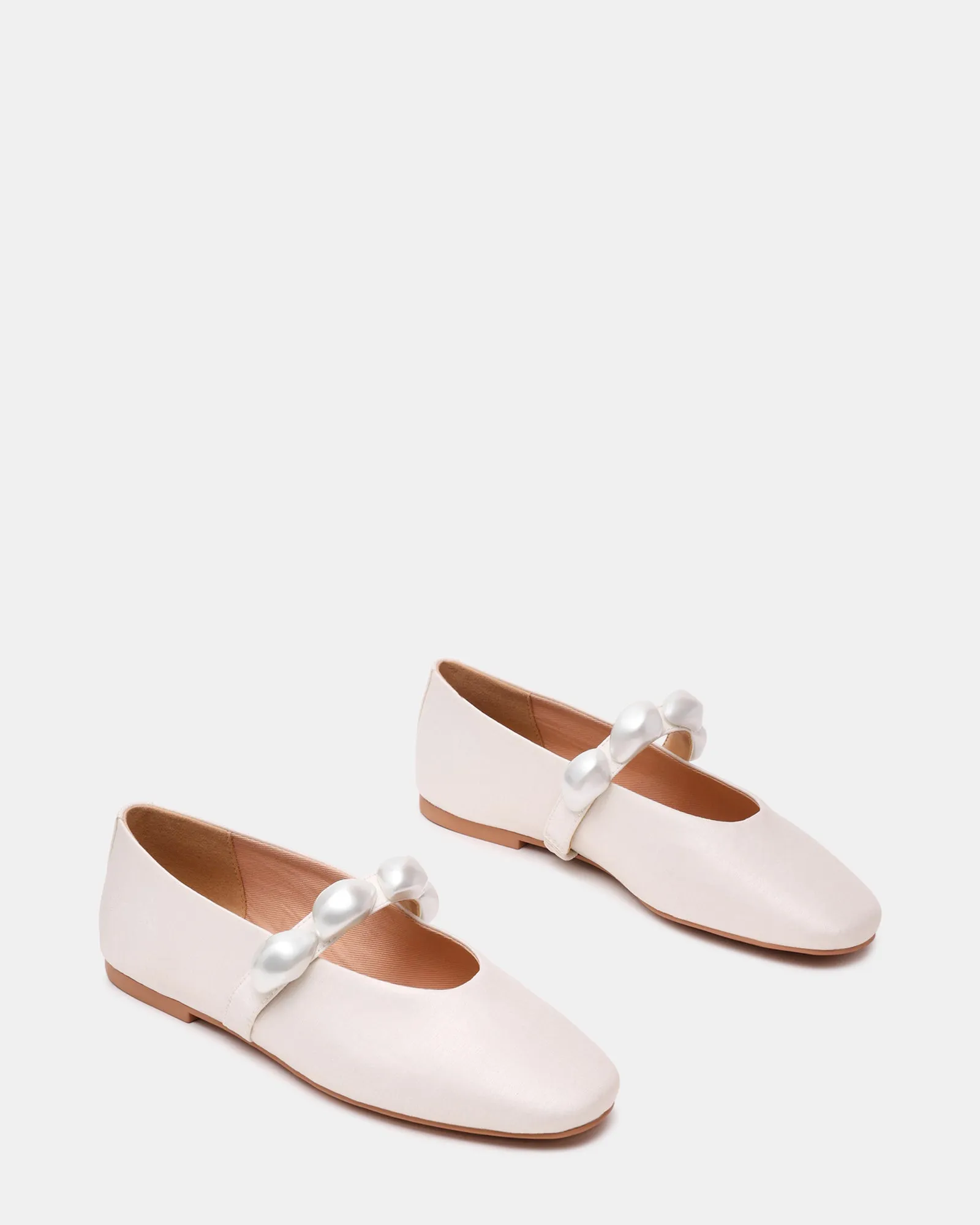 POPPIN PEARL WHITE sold by Steve Madden product image thumbnail 2