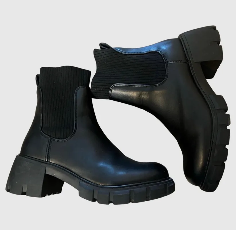 HAYLE BLACK - SM REBOOTED sold by Steve Madden