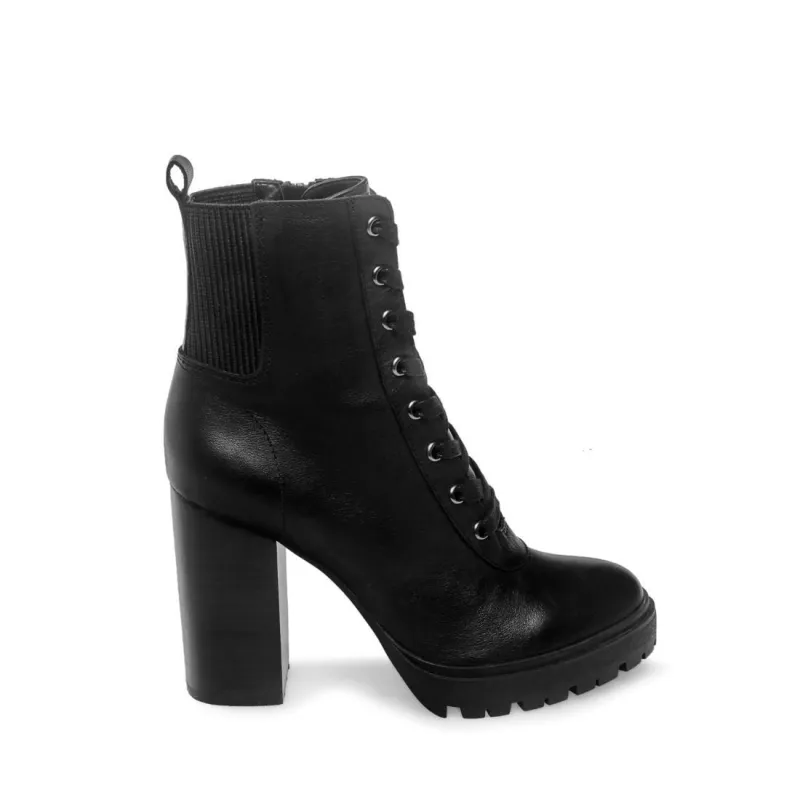 LATCH BLACK LEATHER - SM REBOOTED sold by Steve Madden