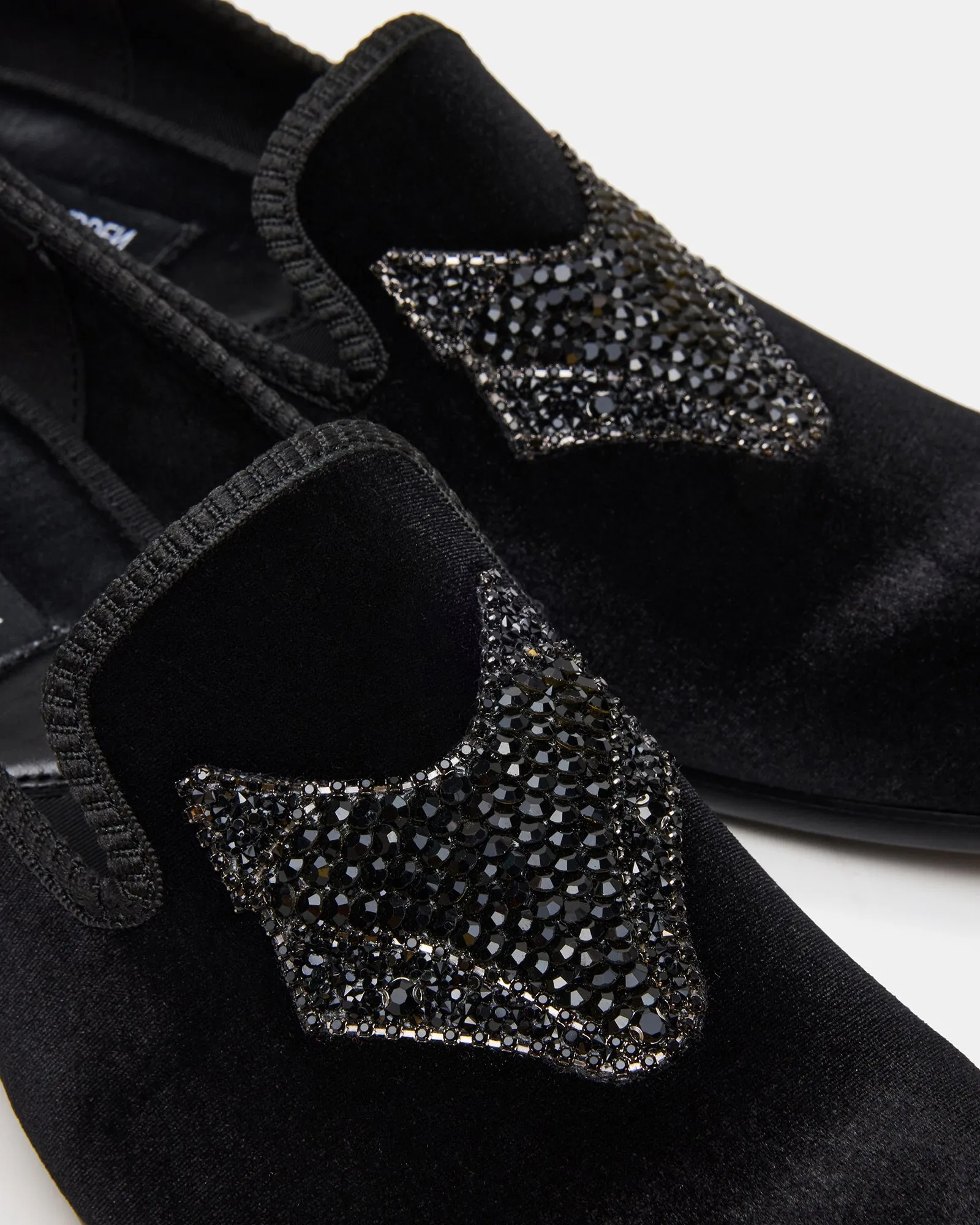 FINN BLACK VELVET sold by Steve Madden product image thumbnail 3