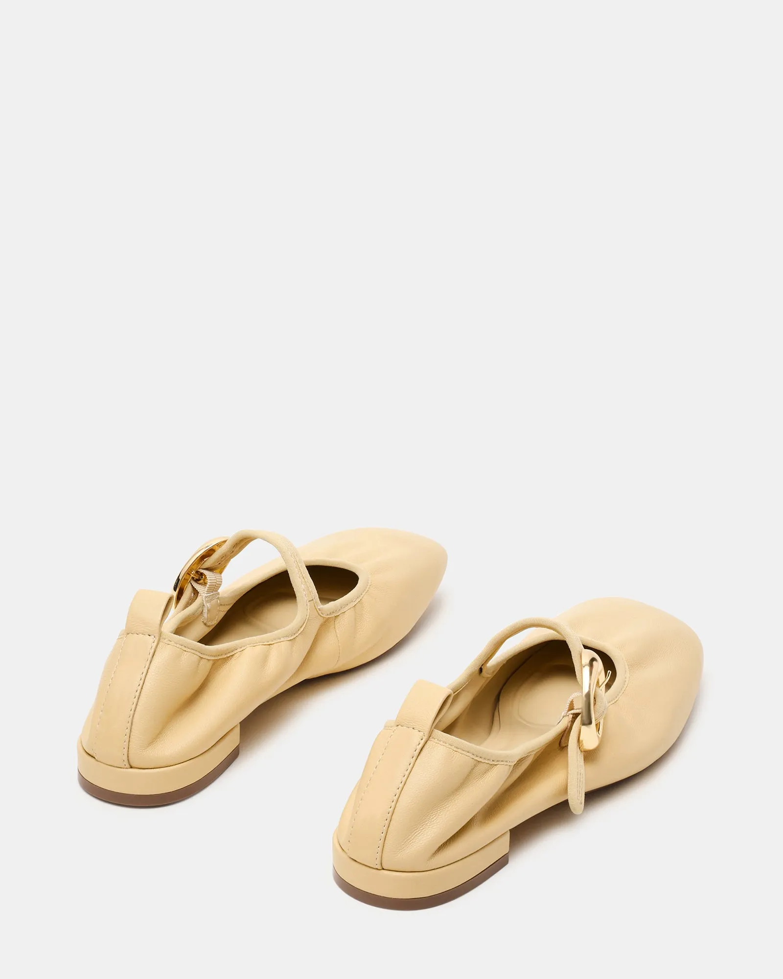 DAFFIA BUTTER LEATHER sold by Steve Madden product image thumbnail 5