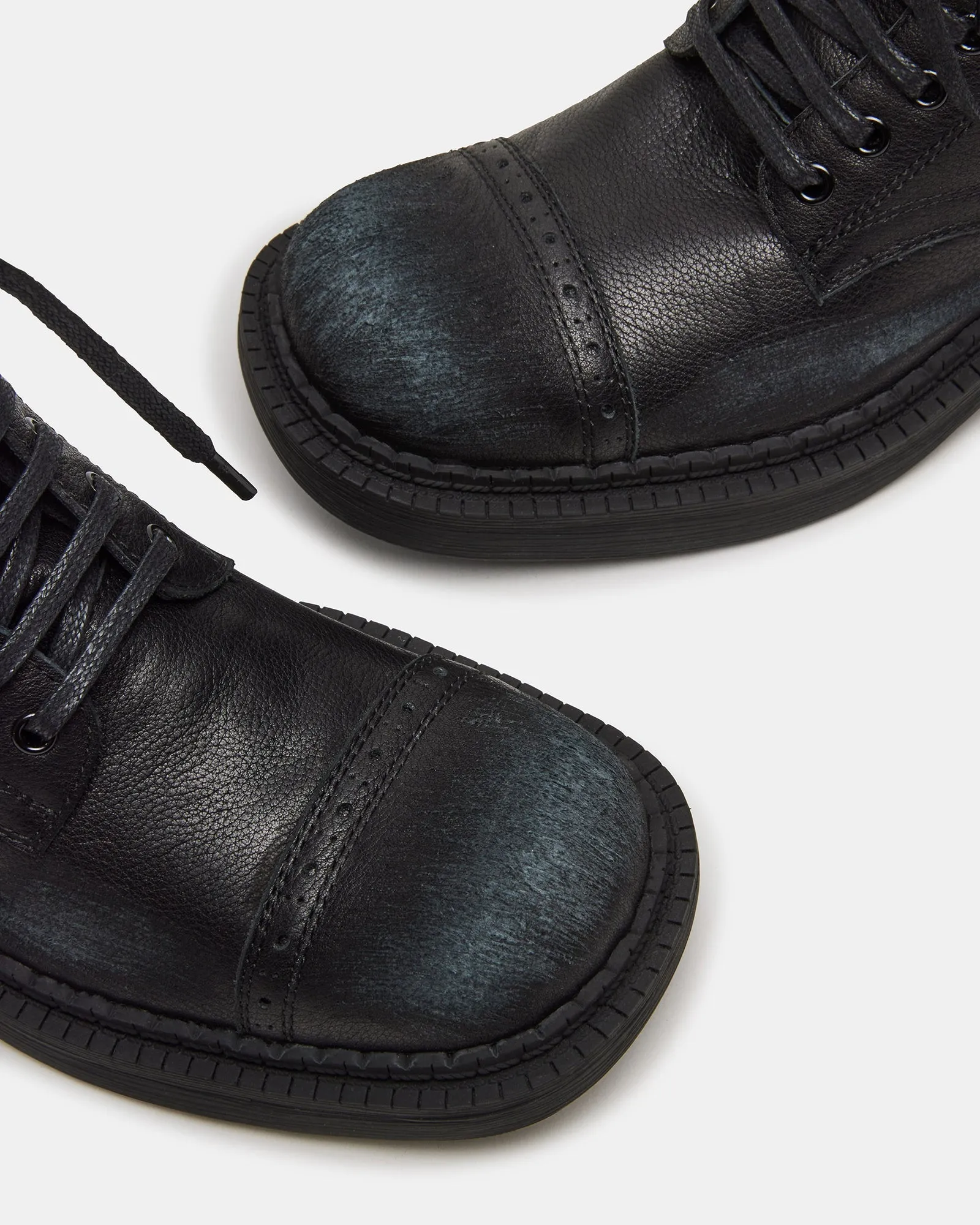CRIMSON BLACK LEATHER - SM REBOOTED sold by Steve Madden product image thumbnail 5
