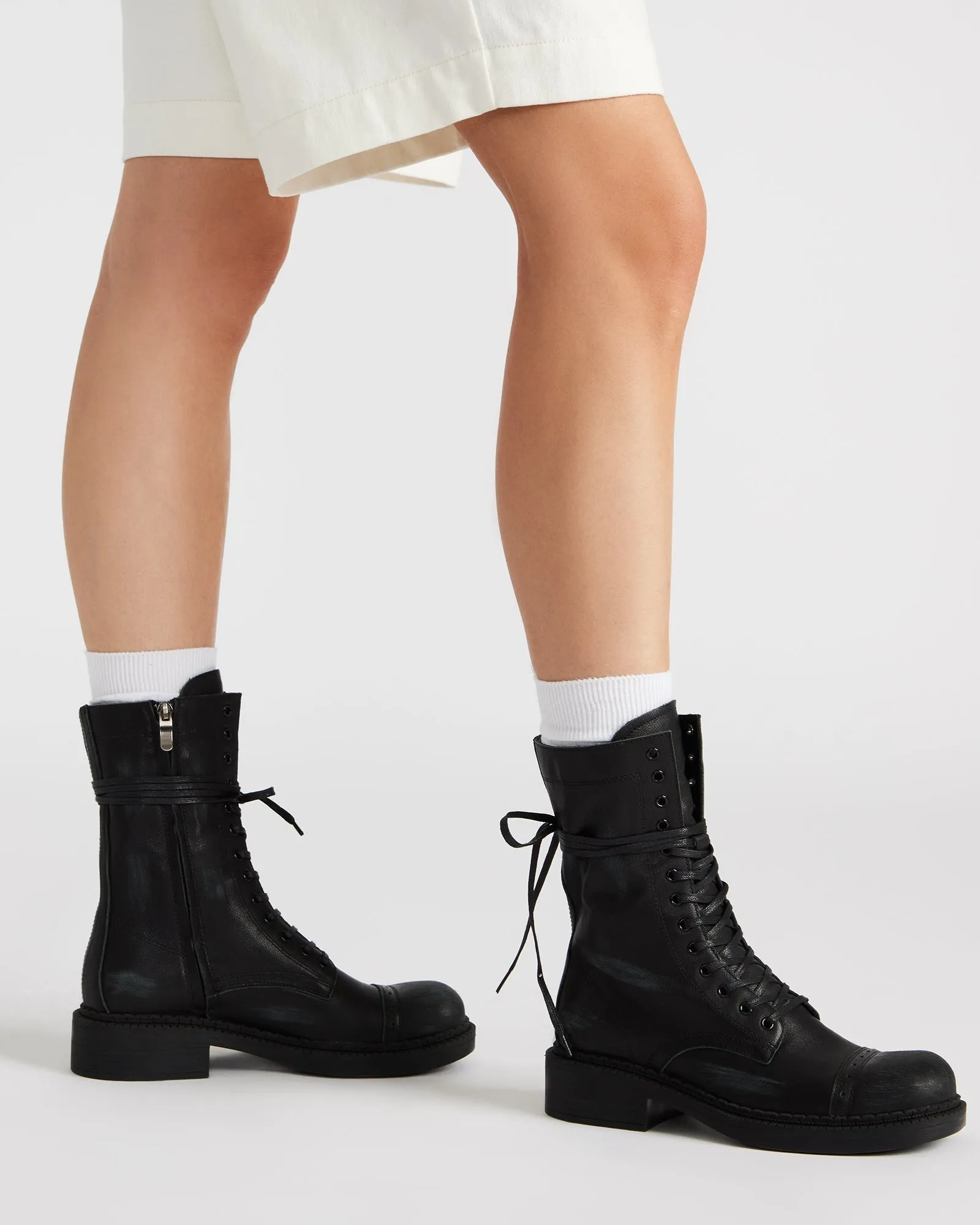 CRIMSON BLACK LEATHER - SM REBOOTED sold by Steve Madden product image thumbnail 2