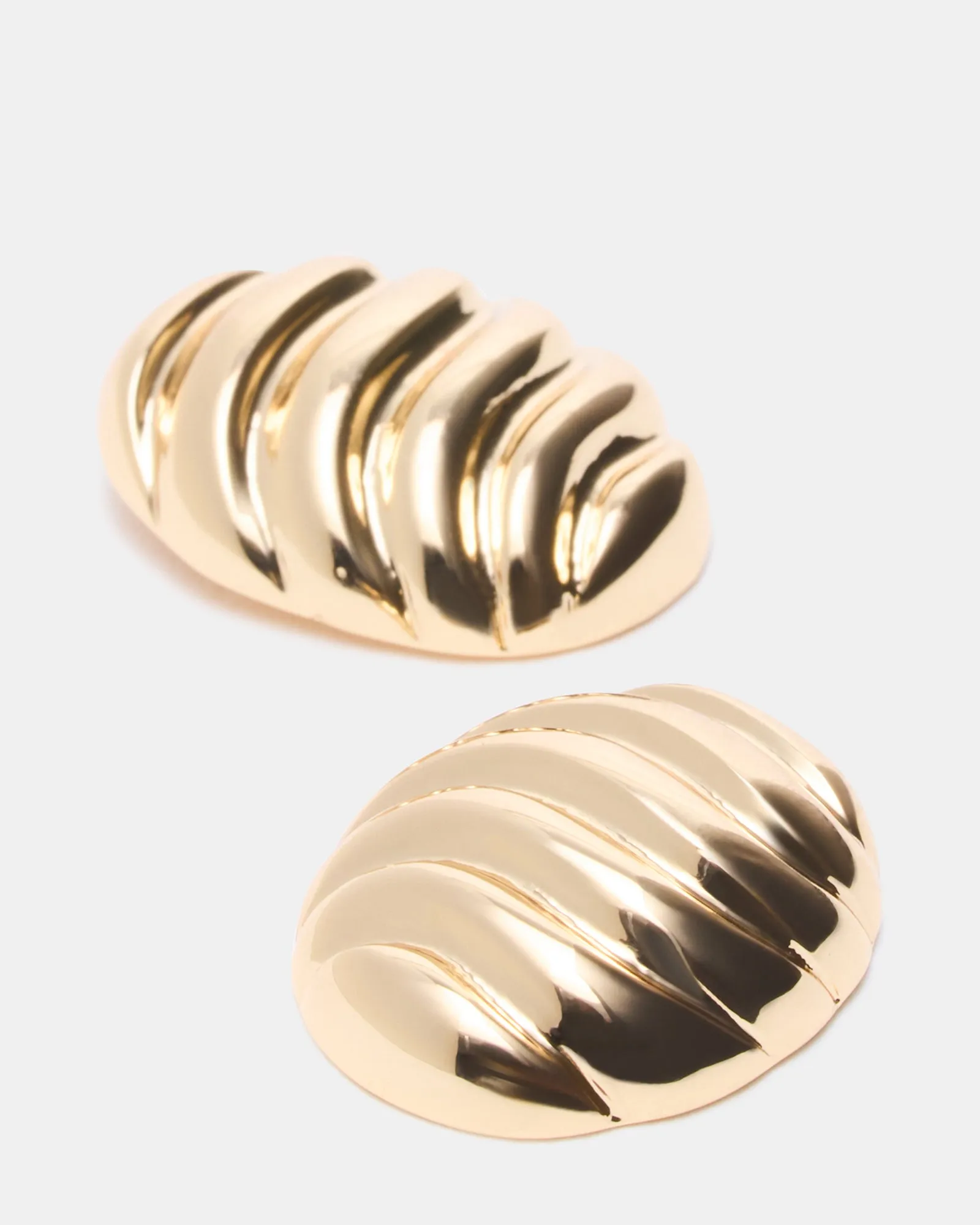GROOVED CIRCULAR STUD EARRINGS GOLD sold by Steve Madden product image thumbnail 2