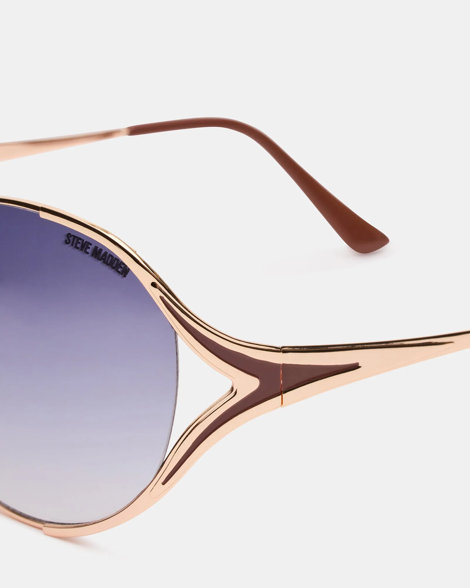 GLORIE SUNGLASSES GOLD sold by Steve Madden product image thumbnail 2