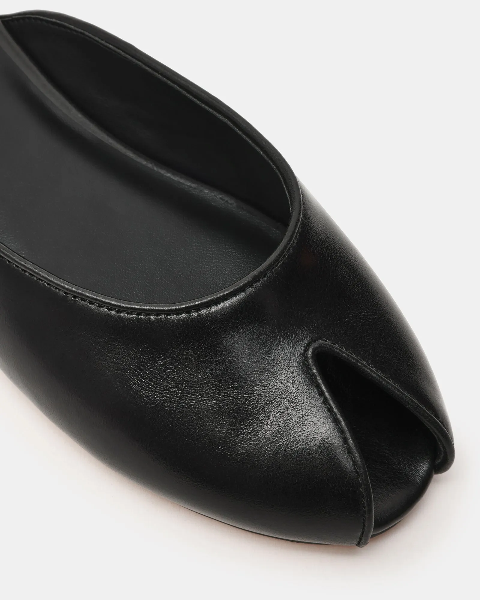 BLOSS BLACK LEATHER sold by Steve Madden product image thumbnail 3