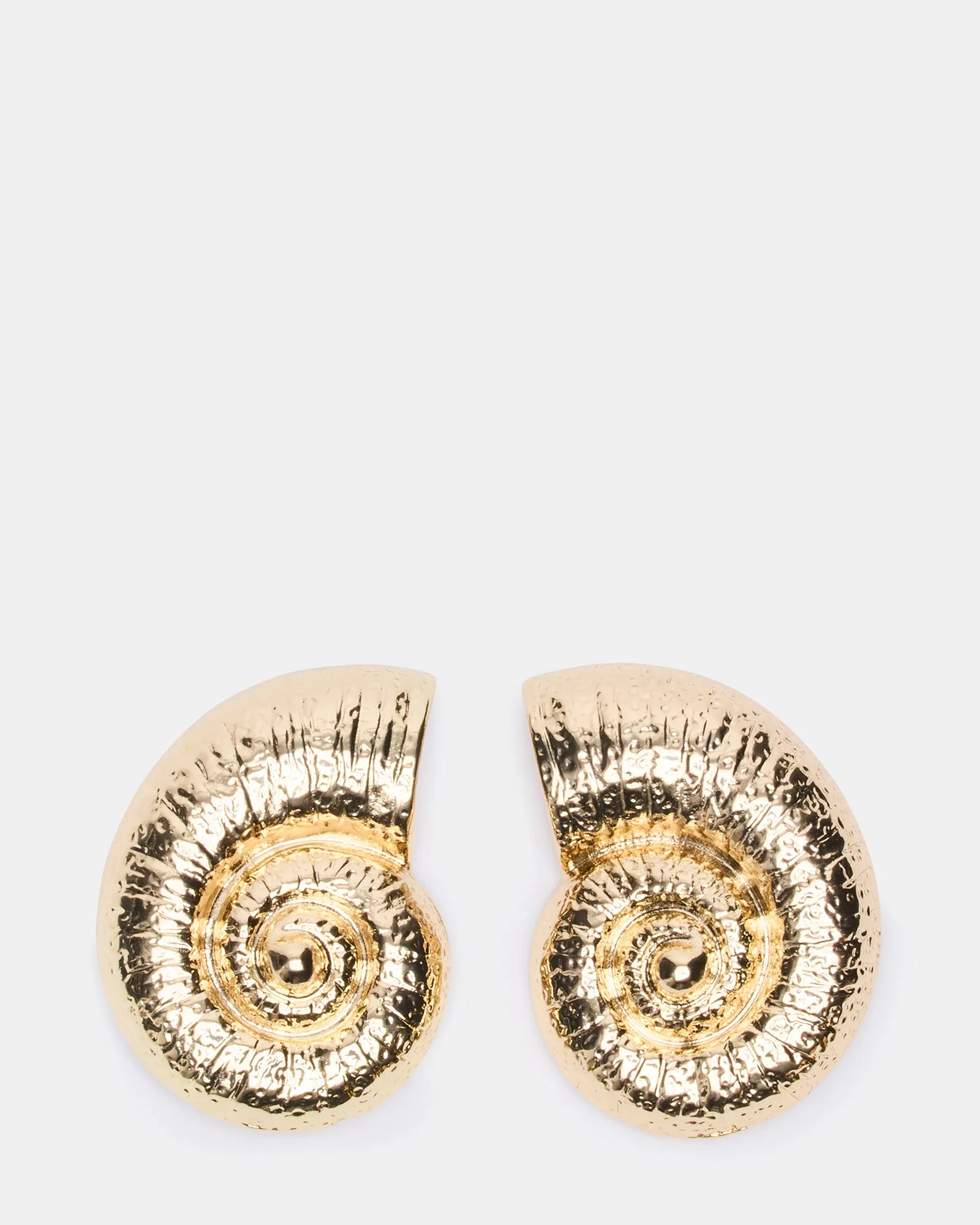 SEASHELL SHAPED EARRINGS GOLD sold by Steve Madden