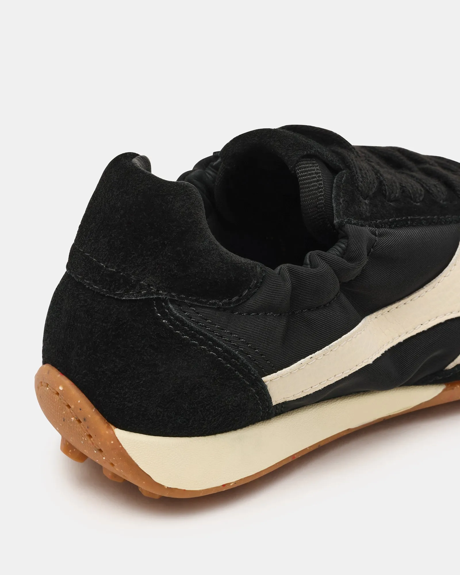ZION BLACK sold by Steve Madden product image thumbnail 3