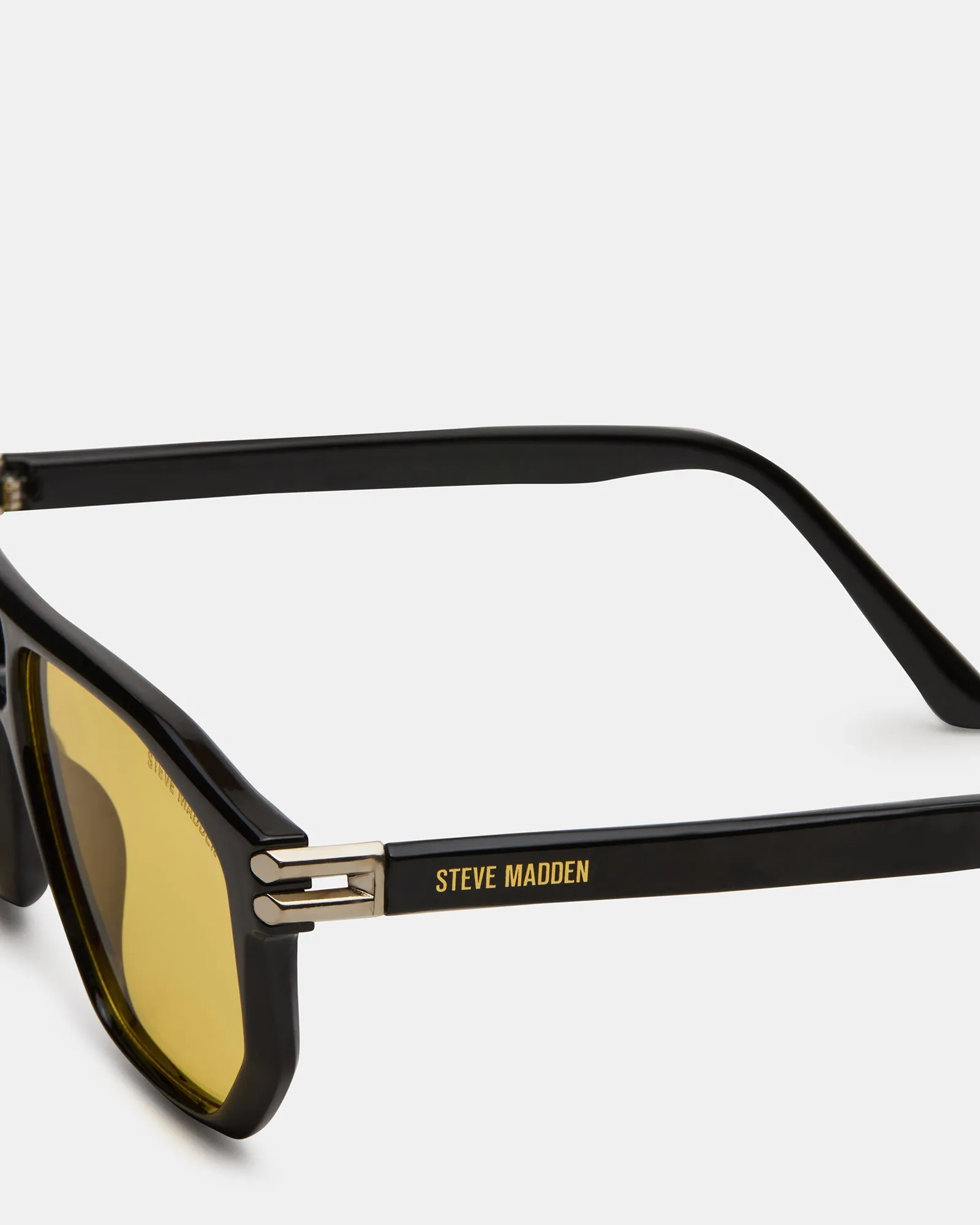 DEMSON SUNGLASSES BLACK sold by Steve Madden product image thumbnail 2