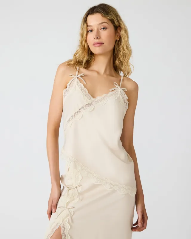 LAKELY TOP IVORY made by Steve Madden
