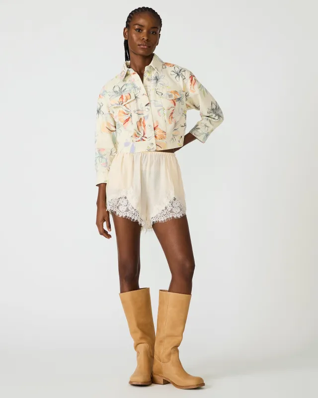 DAISEE SHORT BIRCH WHITE made by Steve Madden