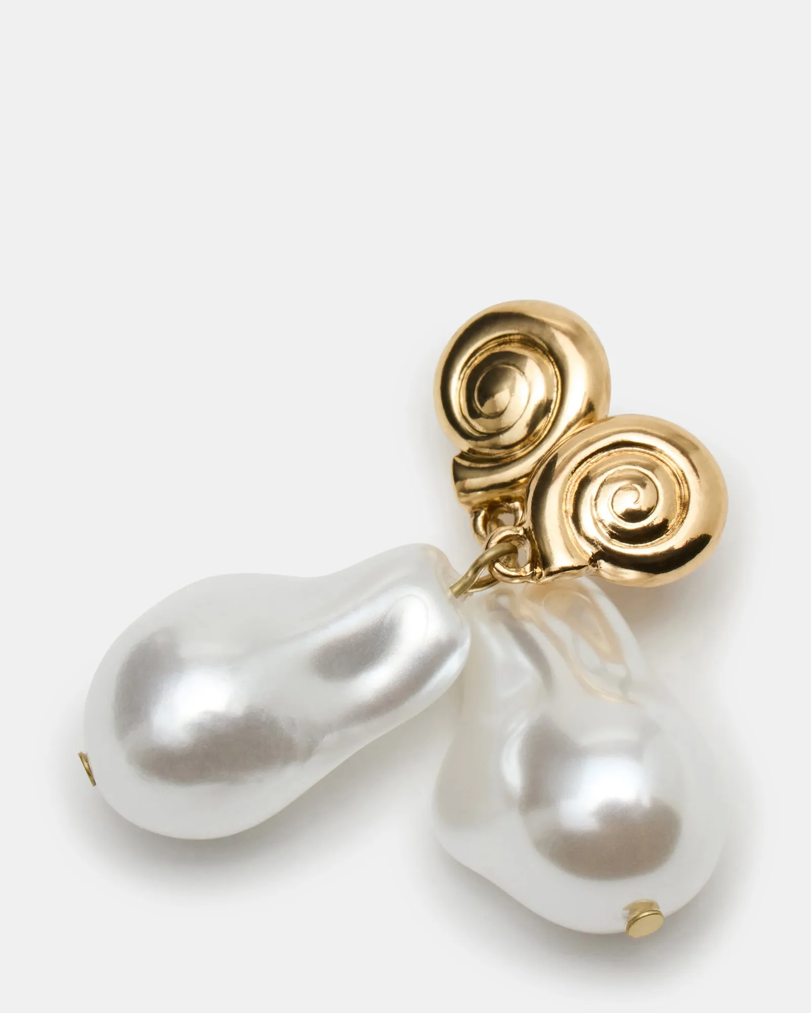 SHELL DROP EARRINGS PEARL sold by Steve Madden product image thumbnail 3