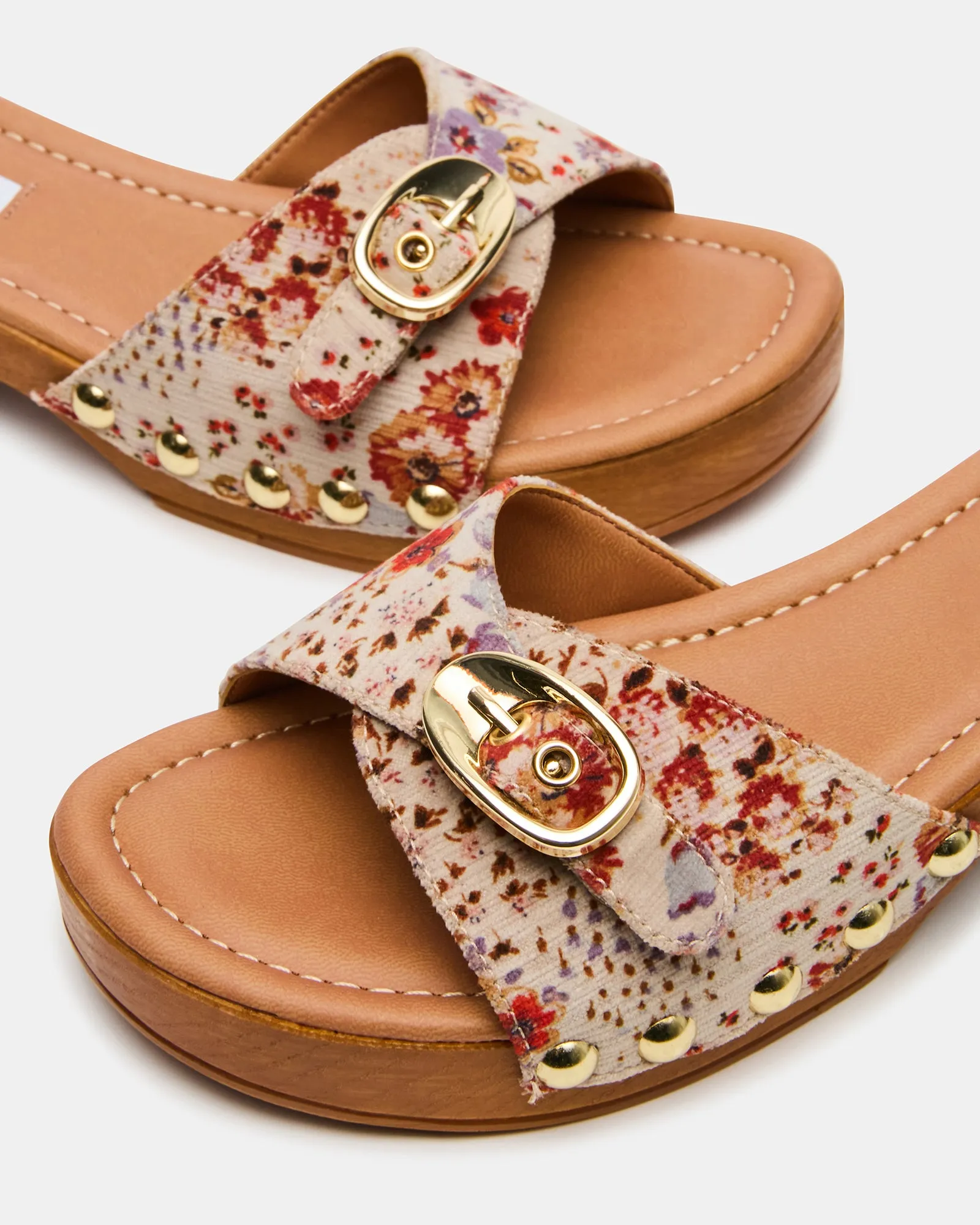 FREDI FLORAL sold by Steve Madden product image thumbnail 3