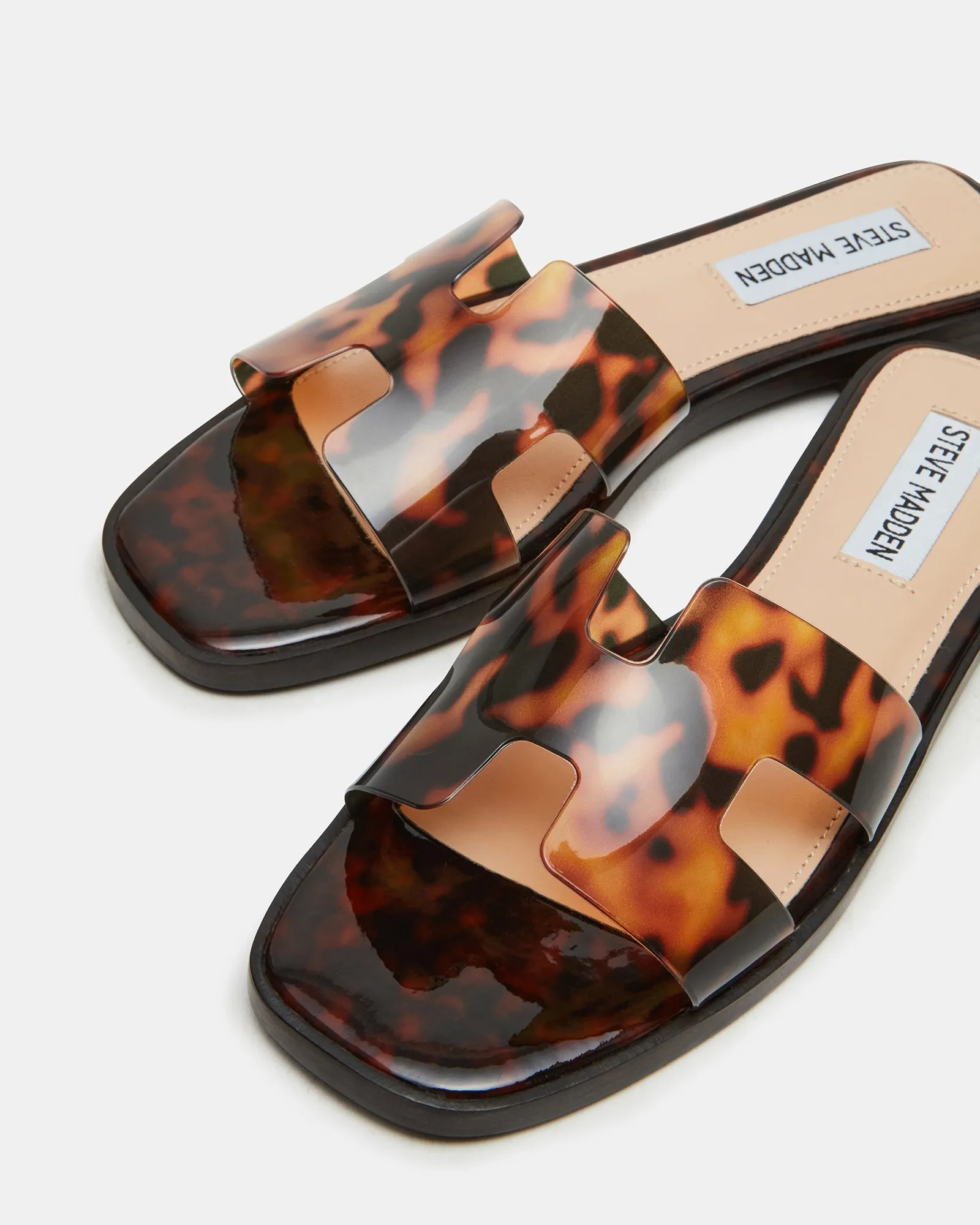HADYN SANDAL, GROVE FLAT, & PEACH BAG BUNDLE sold by Steve Madden product image thumbnail 3