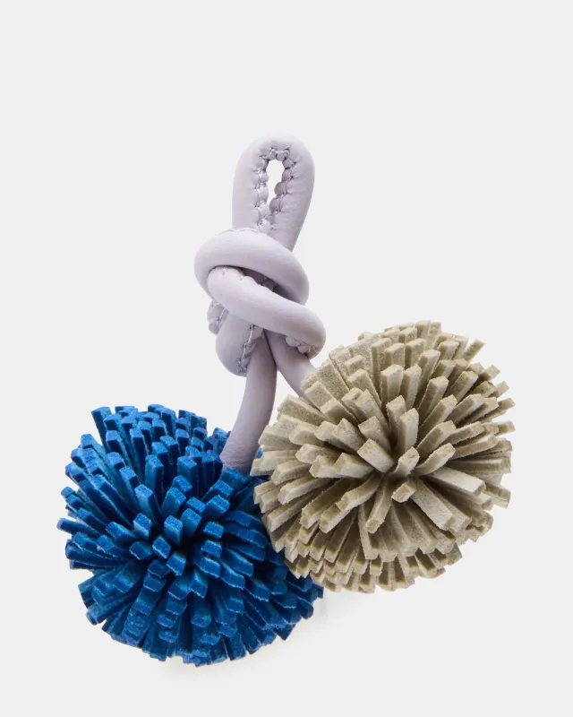 POM SHOE CHARM BLUE/MULTI made by Steve Madden