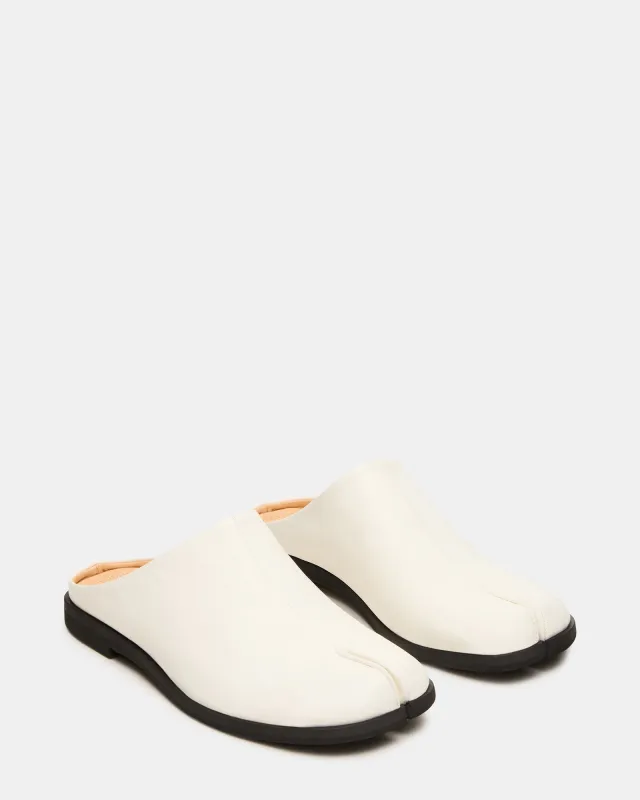 TINO WHITE LEATHER made by Steve Madden