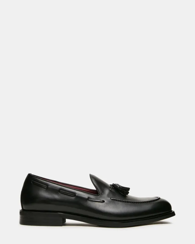 EZZO BLACK LEATHER made by Steve Madden