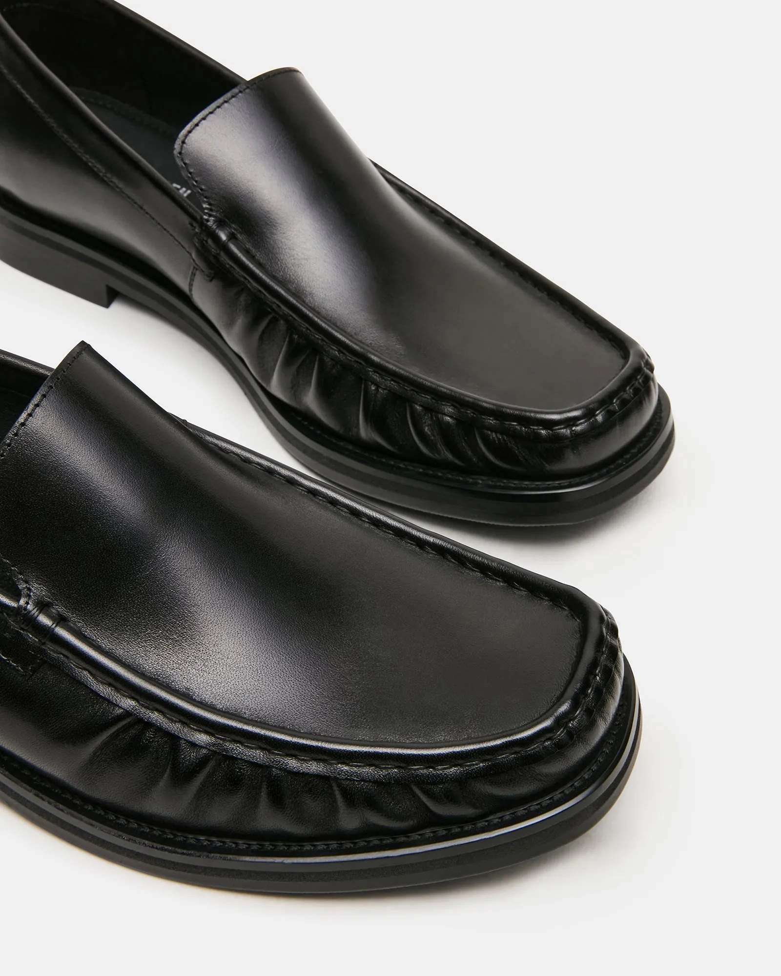 CELESTINO BLACK LEATHER sold by Steve Madden product image thumbnail 3