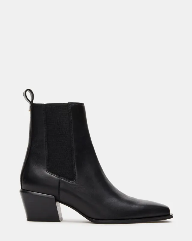 DAXEN BLACK LEATHER made by Steve Madden