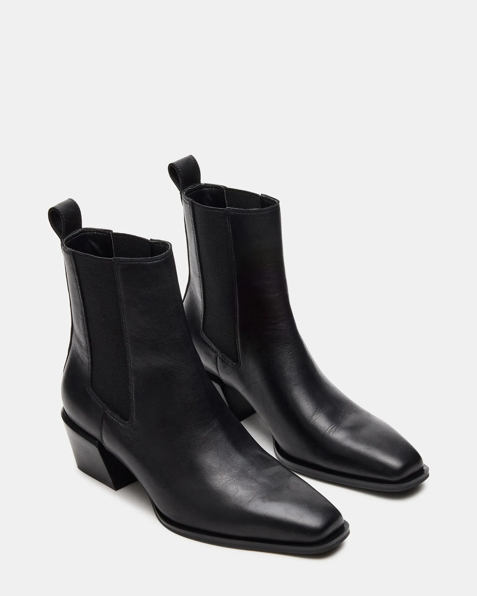 DAXEN BLACK LEATHER sold by Steve Madden product image thumbnail 2