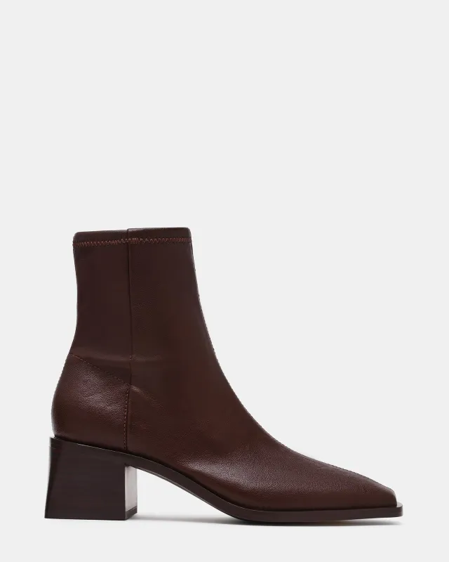 ERALYN BROWN made by Steve Madden