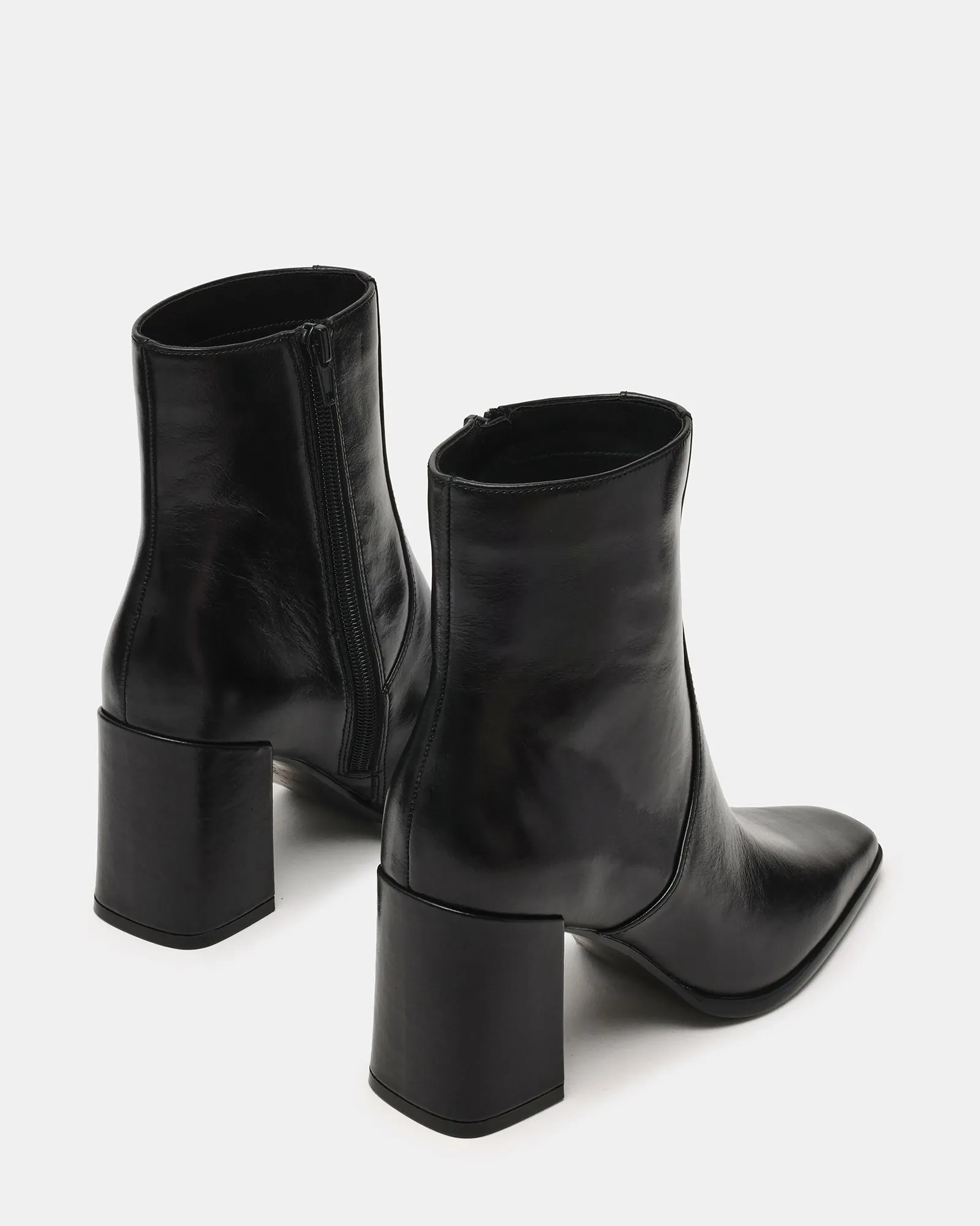 MARSAI BLACK LEATHER sold by Steve Madden product image thumbnail 5