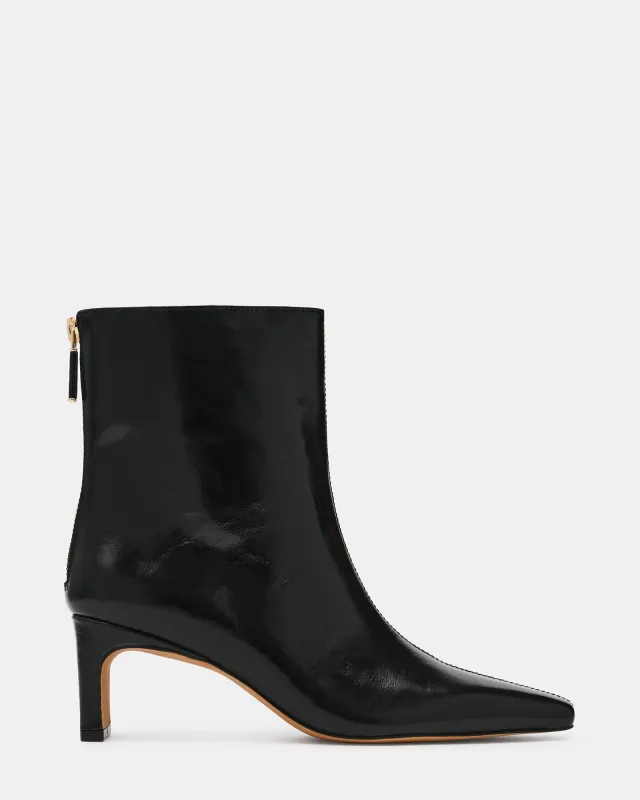 JAMIYAH BLACK LEATHER made by Steve Madden