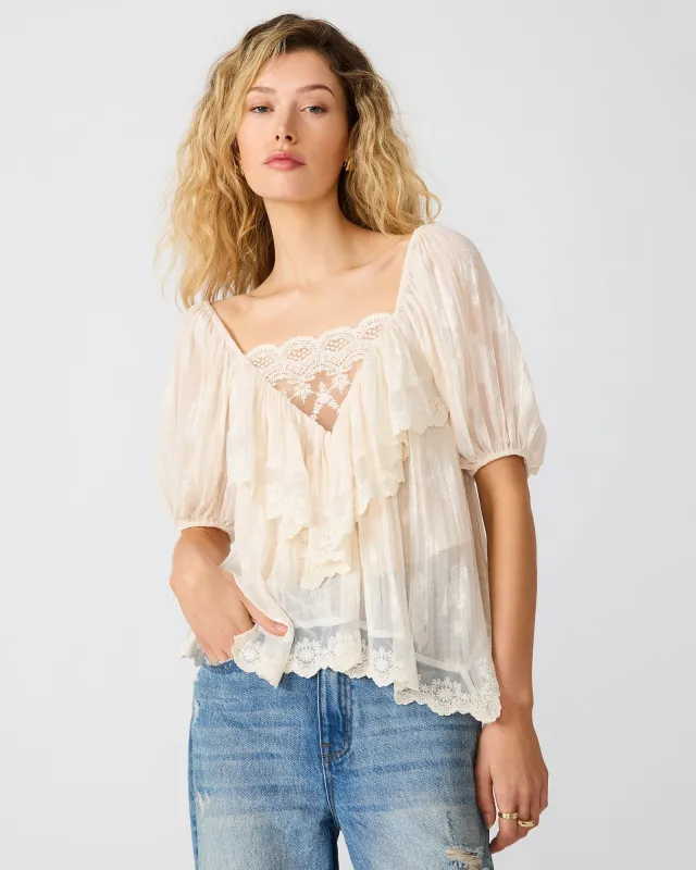 VICKIE TOP CREAM made by Steve Madden