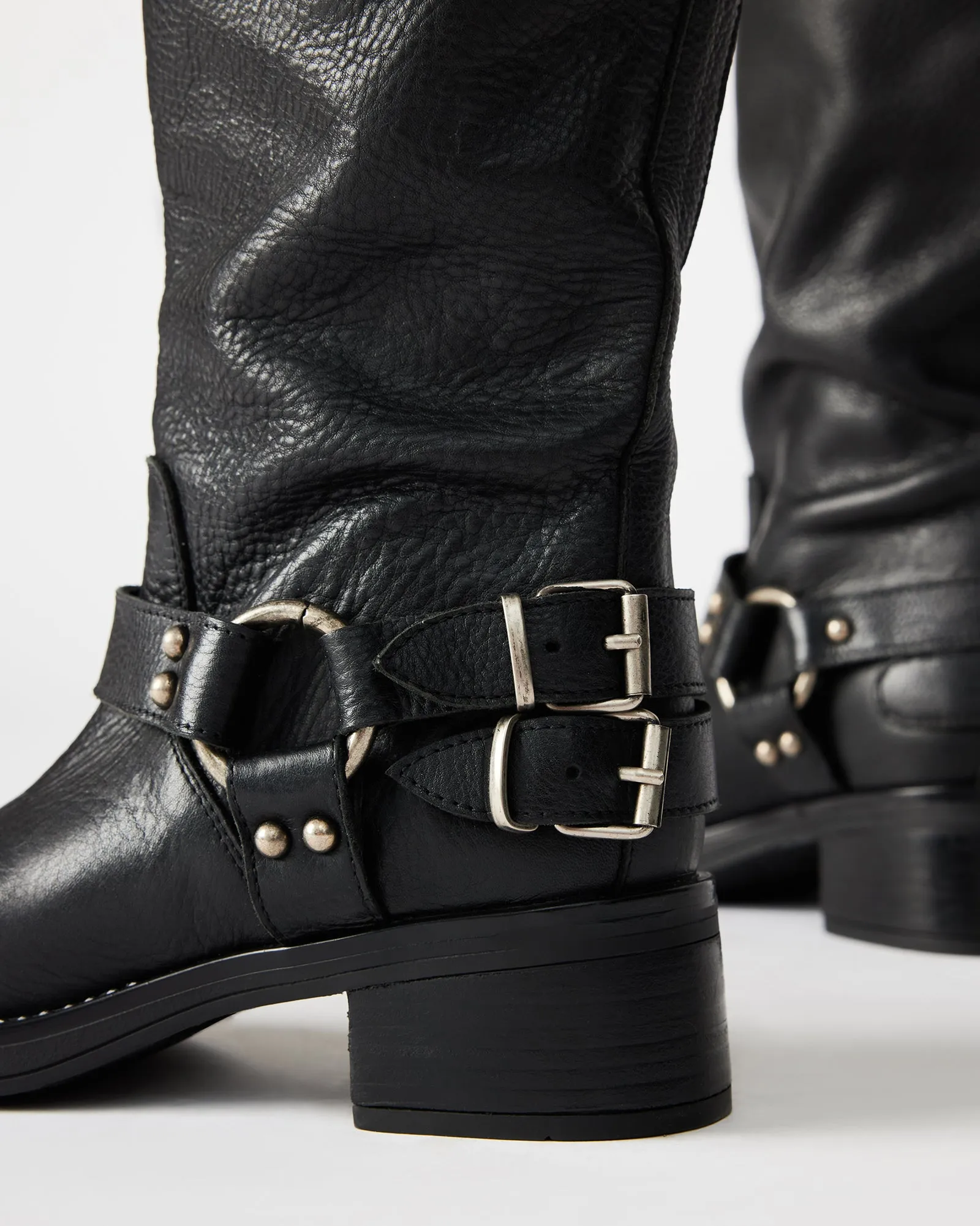 ASTOR BOOT & AUTUMN FRINGE BAG BUNDLE sold by Steve Madden product image thumbnail 3