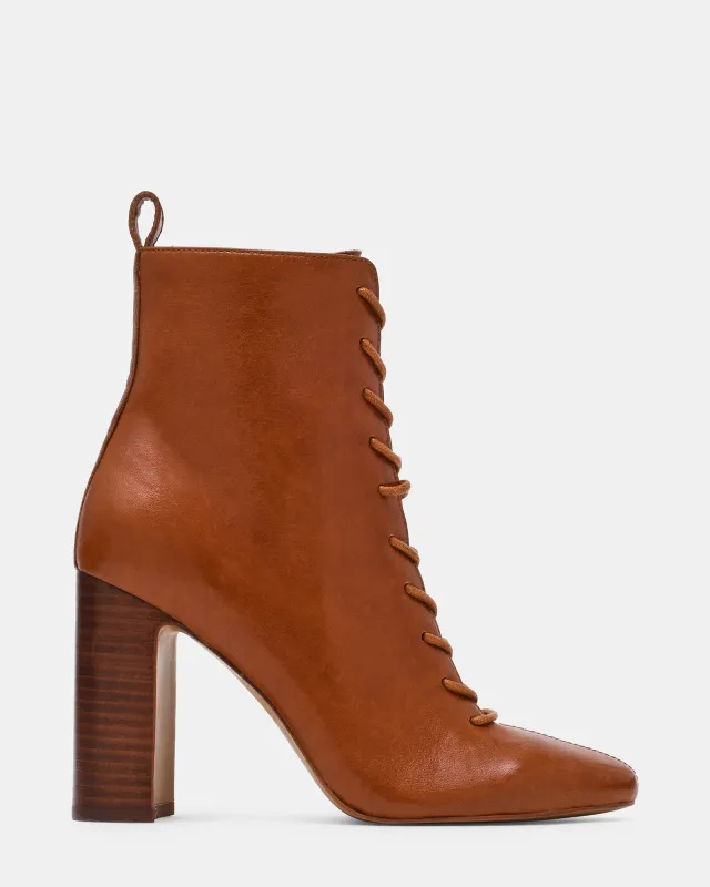 TRIXX COGNAC LEATHER made by Steve Madden