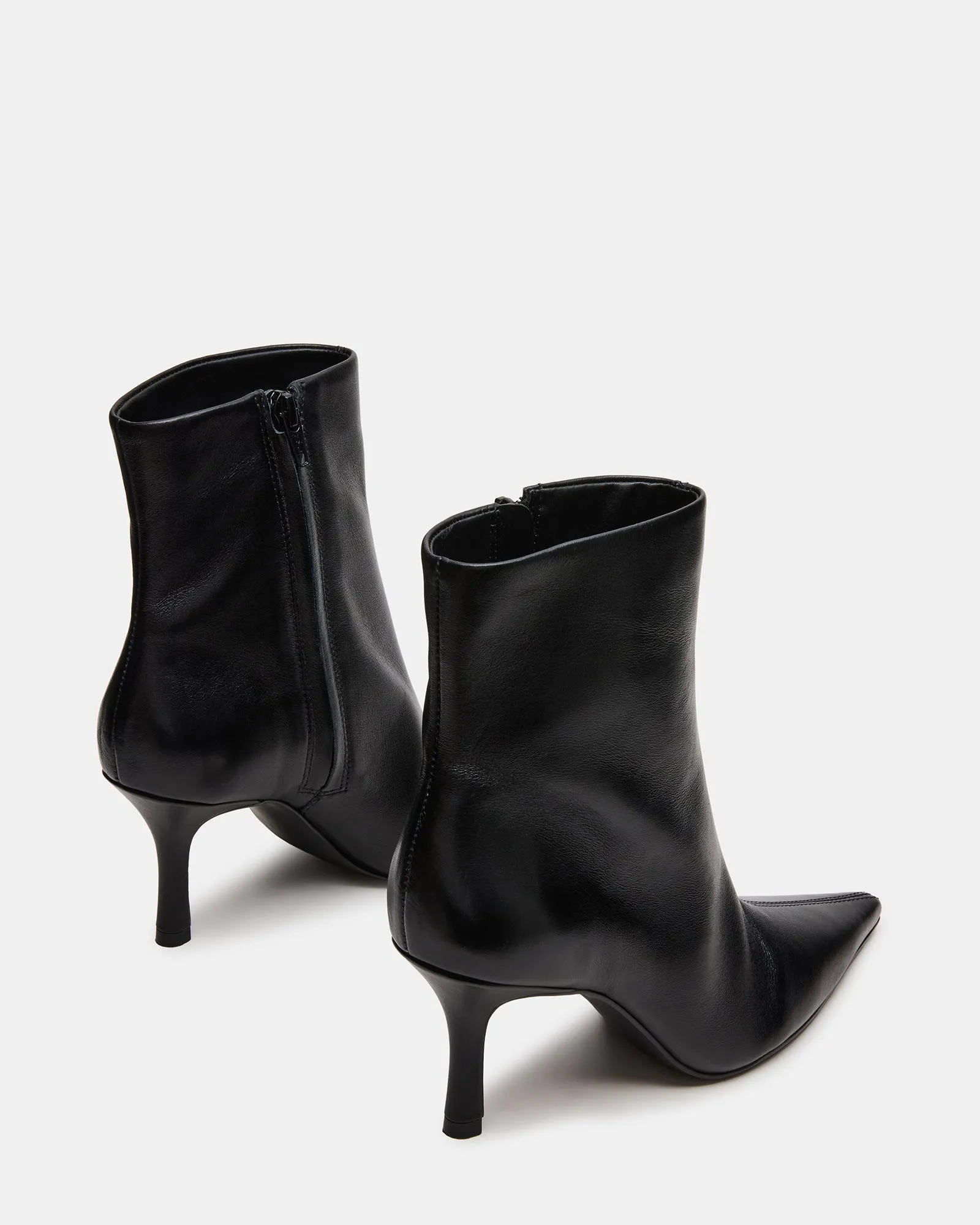 TRUCE BLACK LEATHER sold by Steve Madden product image thumbnail 5