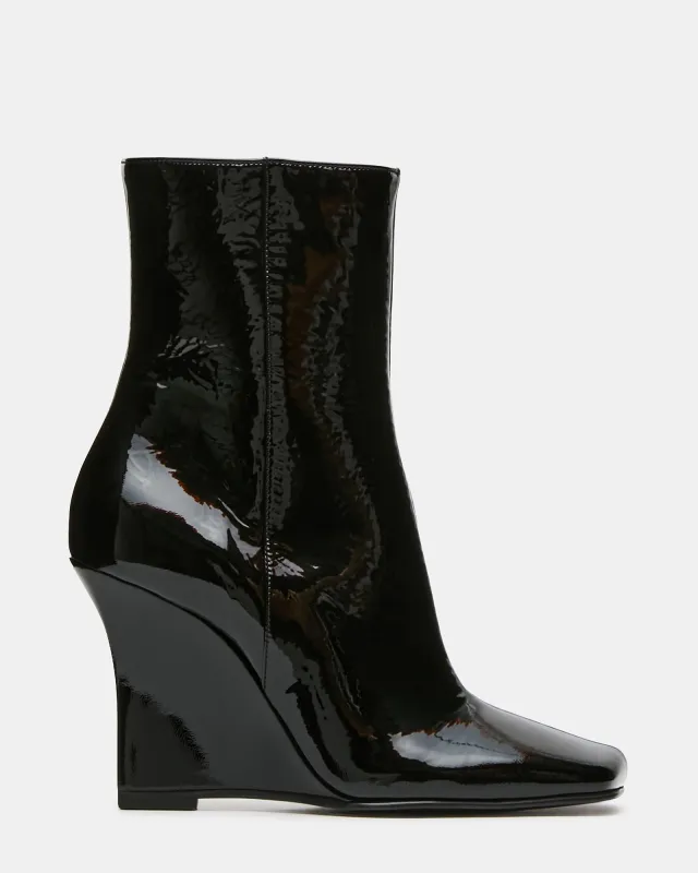 EVOQUE BLACK PATENT made by Steve Madden