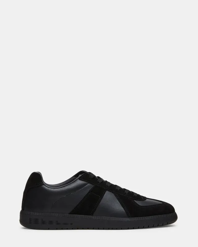DIXON BLACK/BLACK made by Steve Madden