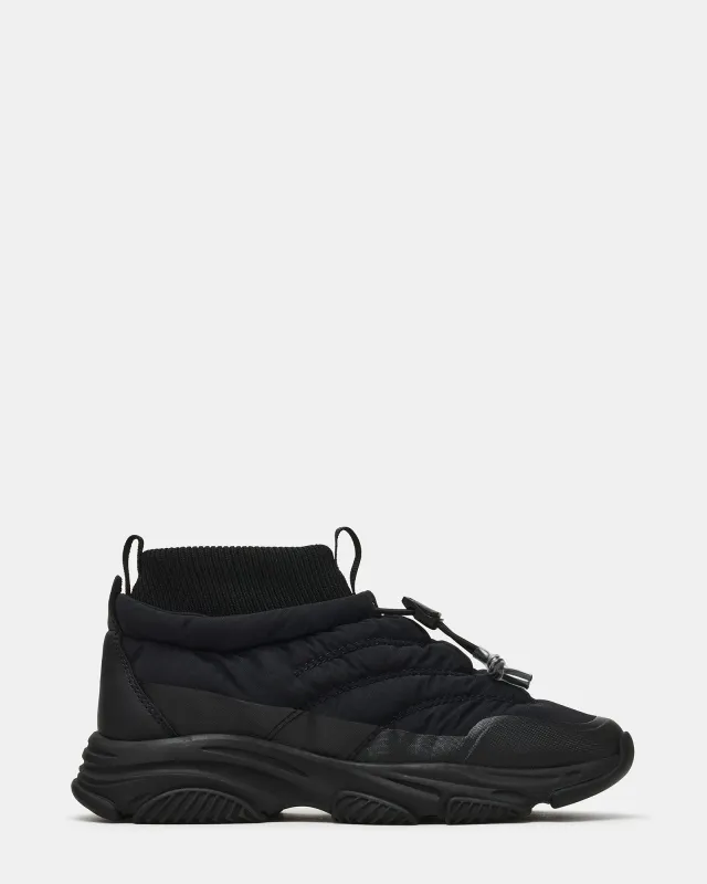 POLAR BLACK made by Steve Madden
