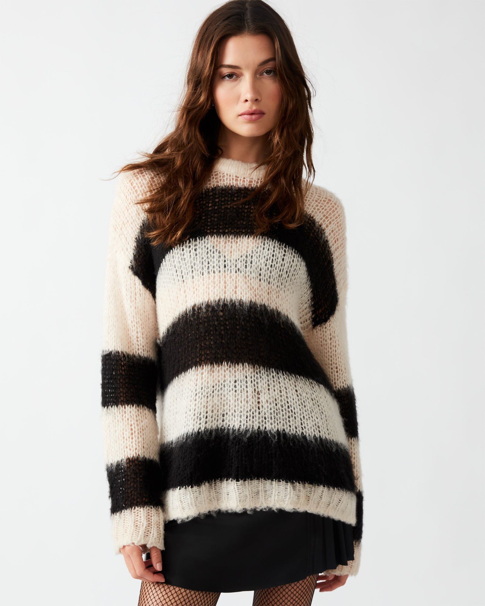 ELSON SWEATER BLACK/WHITE sold by Steve Madden