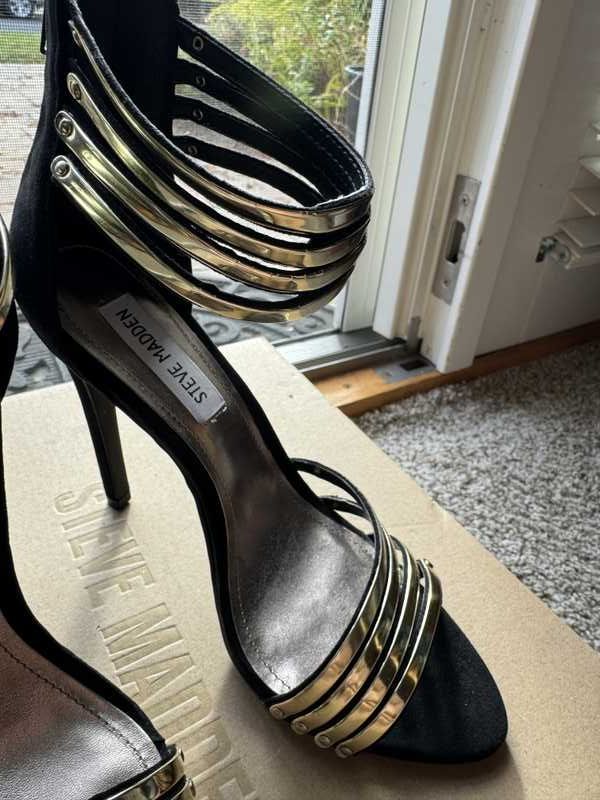 BLITZY BLACK AND GOLD - SM REBOOTED sold by Steve Madden product image thumbnail 3
