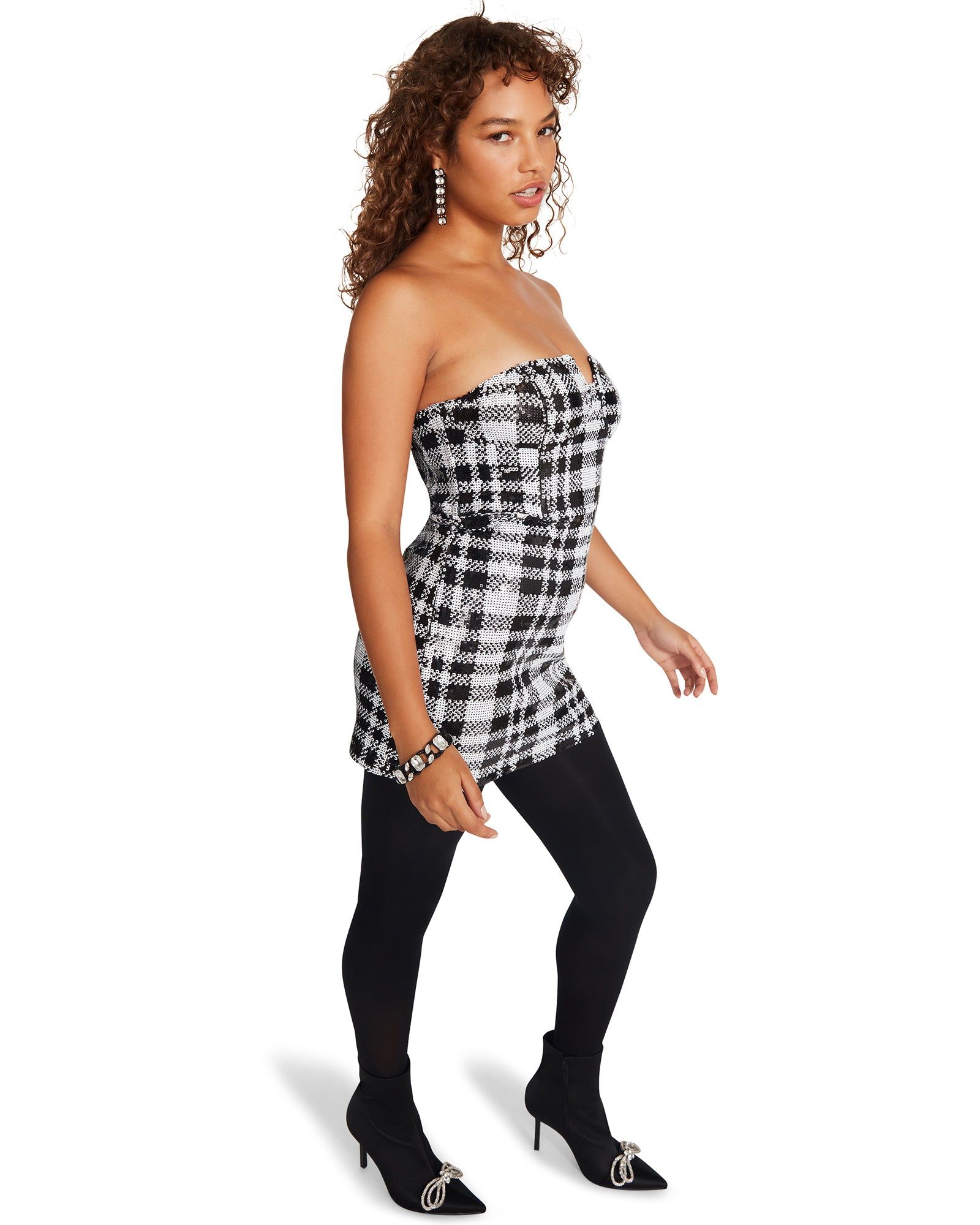 RETA DRESS BLACK/WHITE sold by Steve Madden product image thumbnail 4