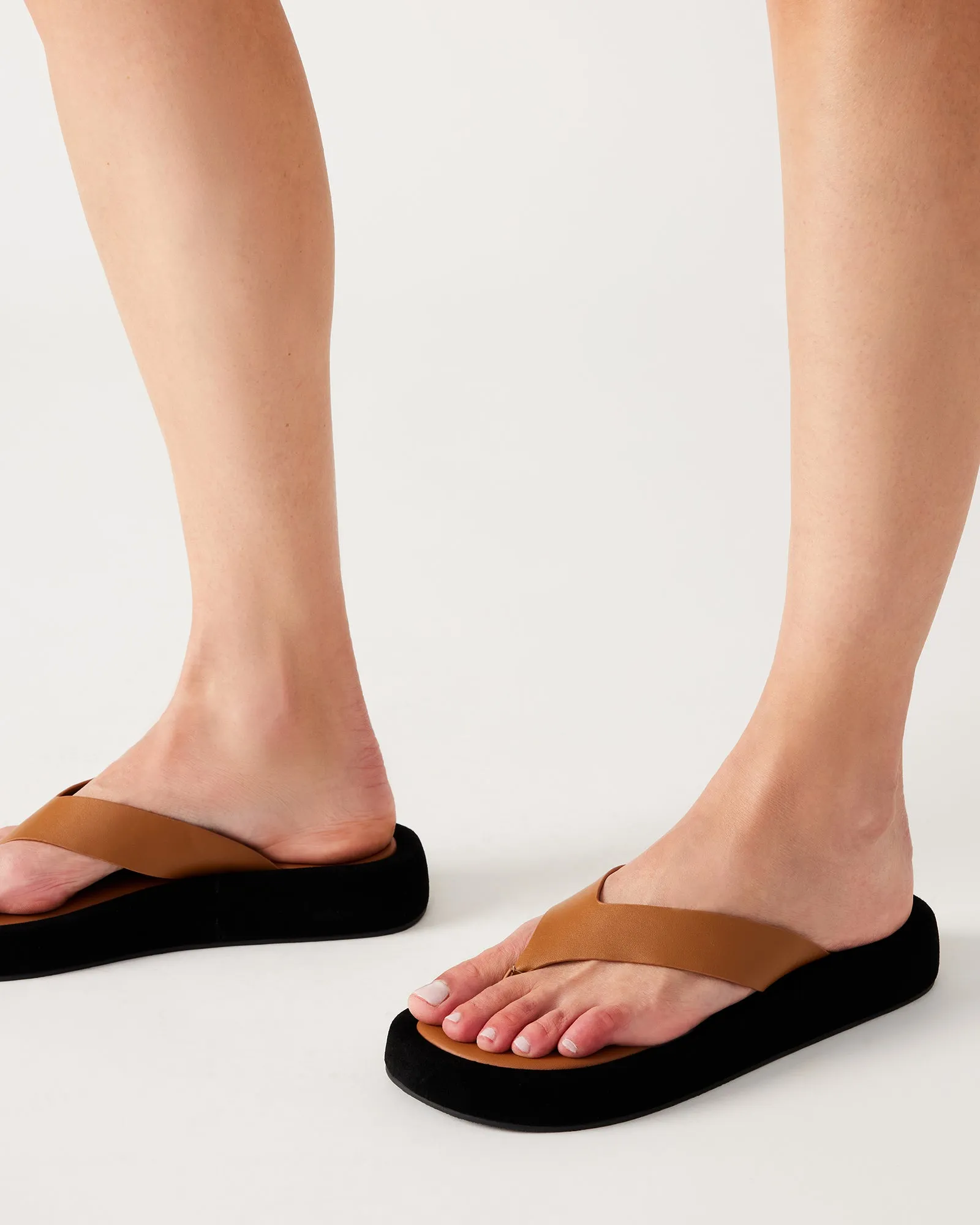 KYLEN COGNAC LEATHER sold by Steve Madden product image thumbnail 2