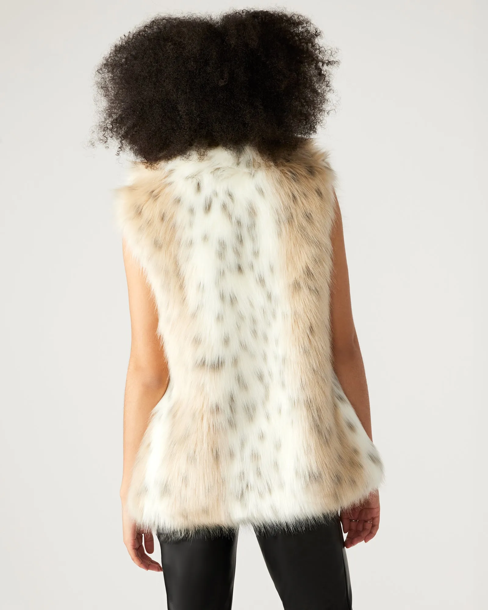 RUBICON VEST SNOW LEOPARD sold by Steve Madden product image thumbnail 3