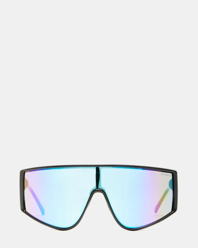 RIGGS SUNGLASSES BLACK made by Steve Madden