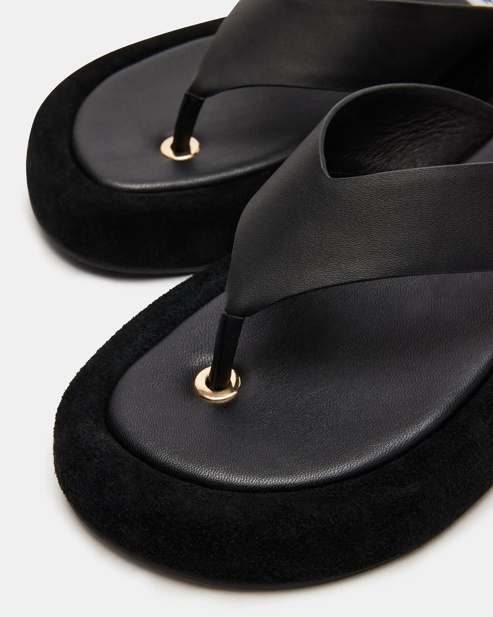 KYLEN BLACK LEATHER sold by Steve Madden product image thumbnail 4