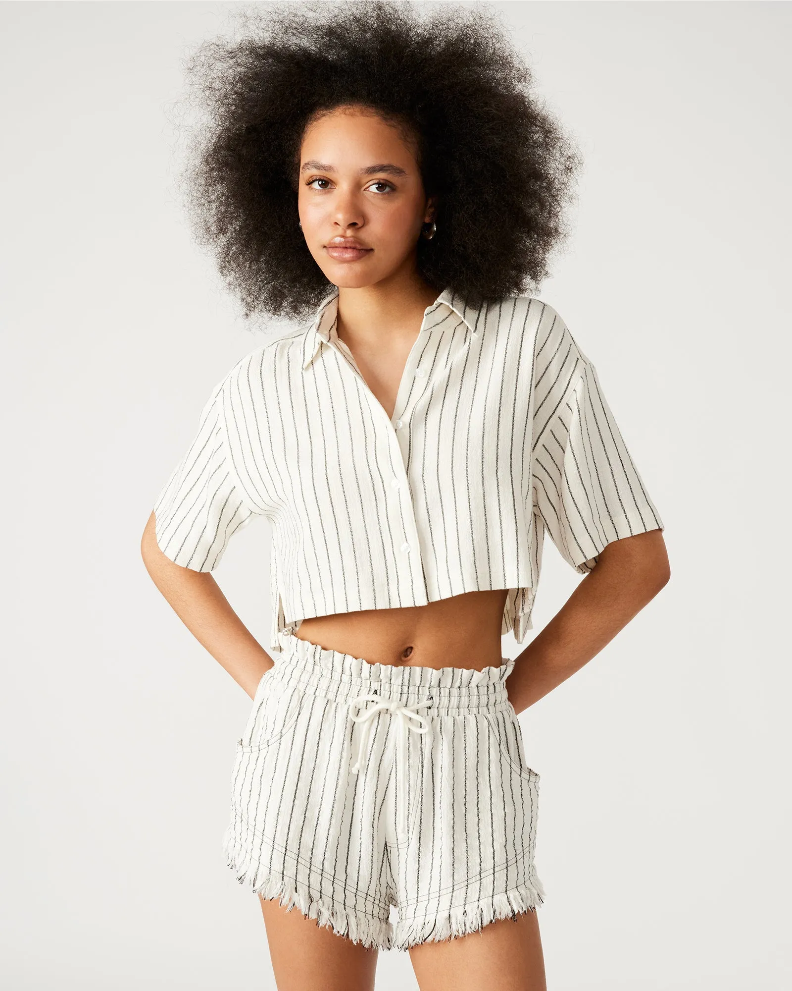 CALI TOP WHITE/BLACK sold by Steve Madden product image thumbnail 2